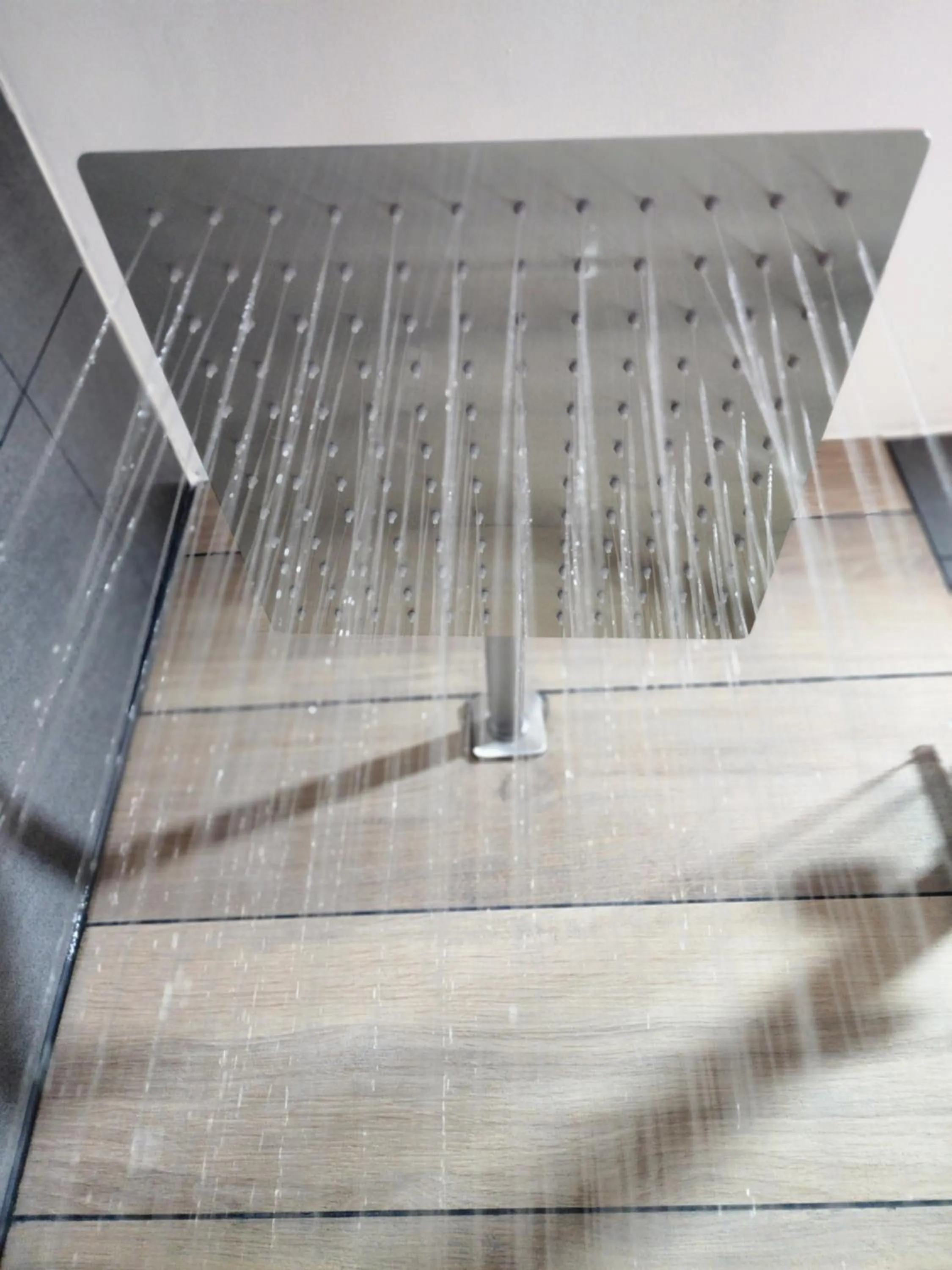 Shower in Inn The Mountains