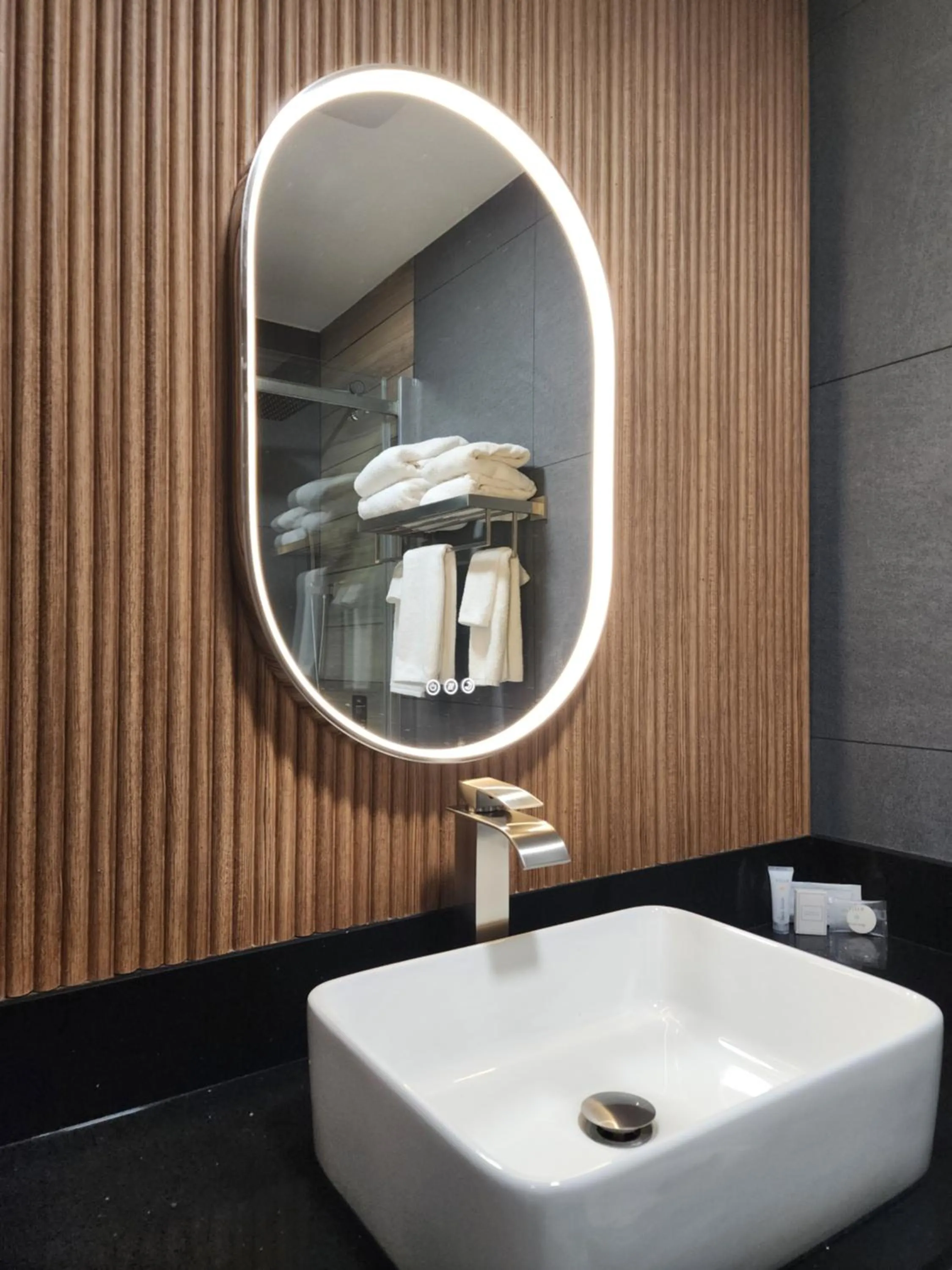 Bathroom in Inn The Mountains