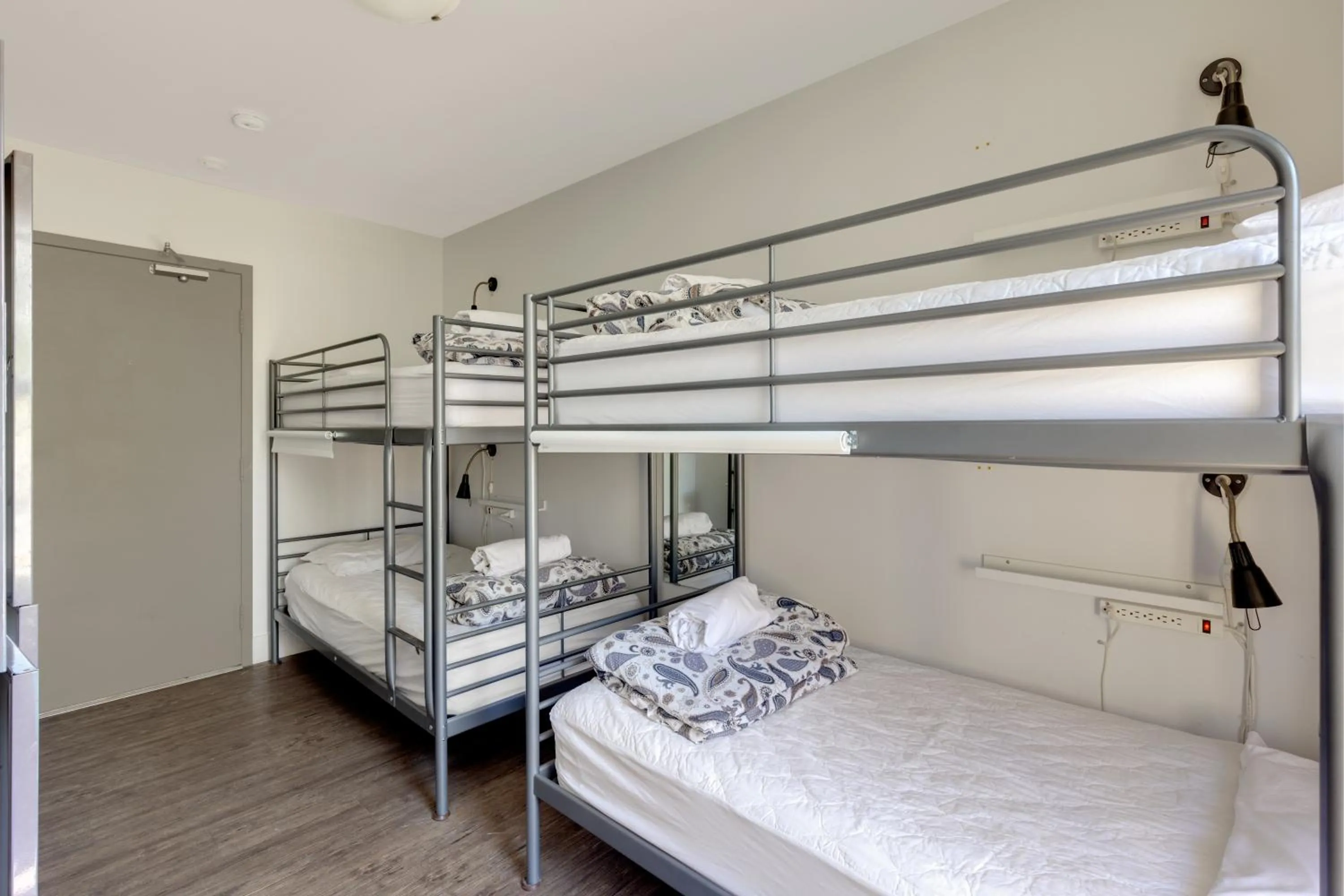 bunk bed, Bed in HI Kelowna Hostel