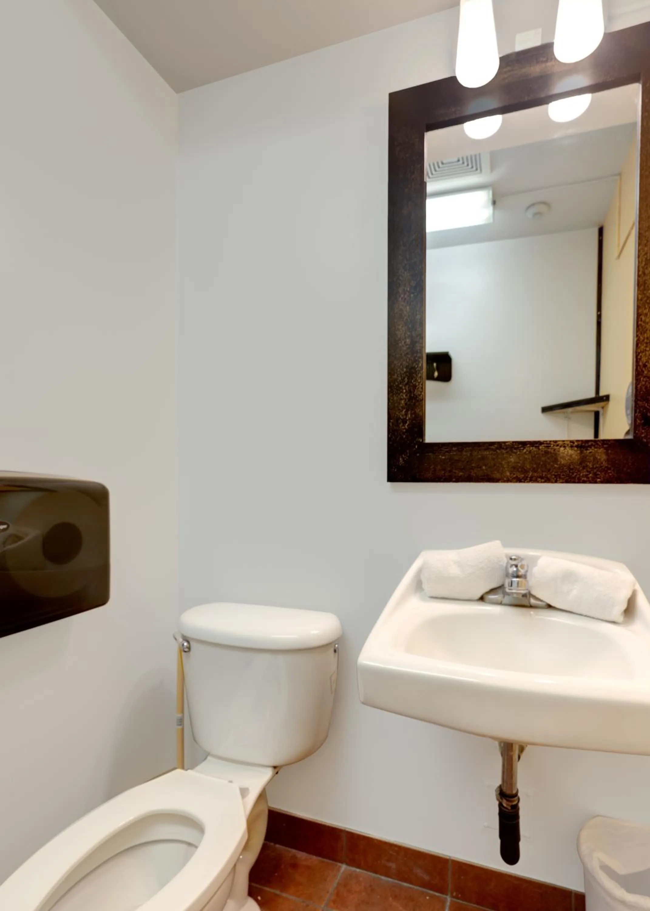 Bathroom in HI Kelowna Hostel