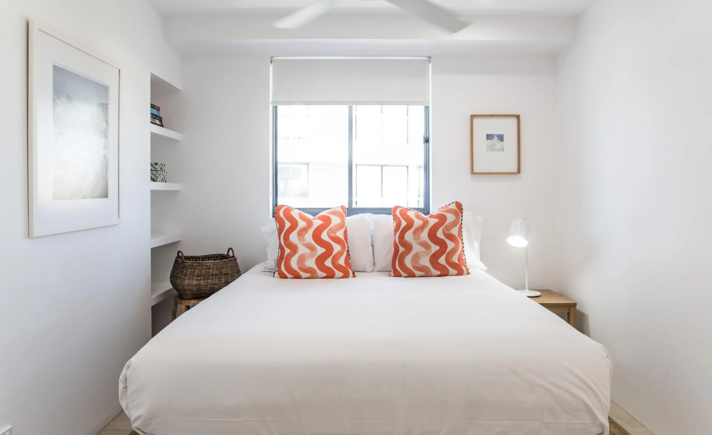 Bed in Noosa Pacific Resort