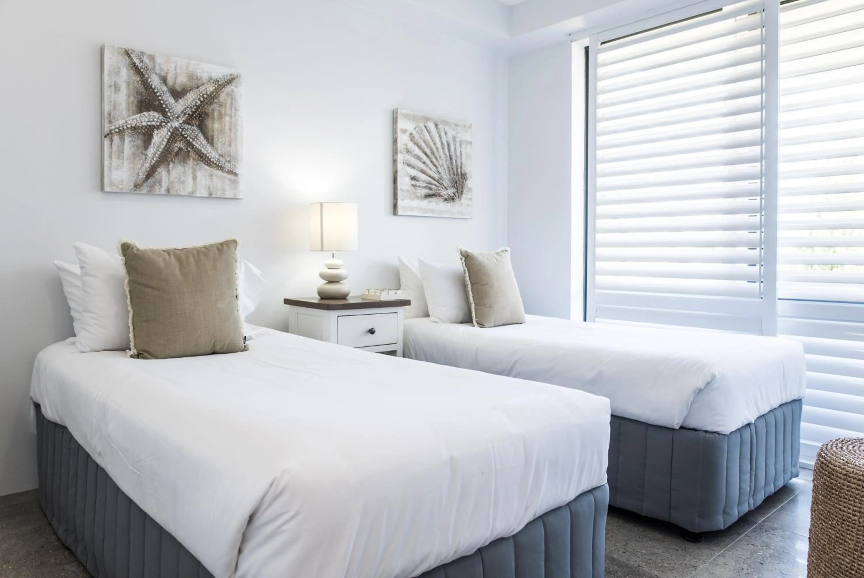 Bed in Noosa Pacific Resort