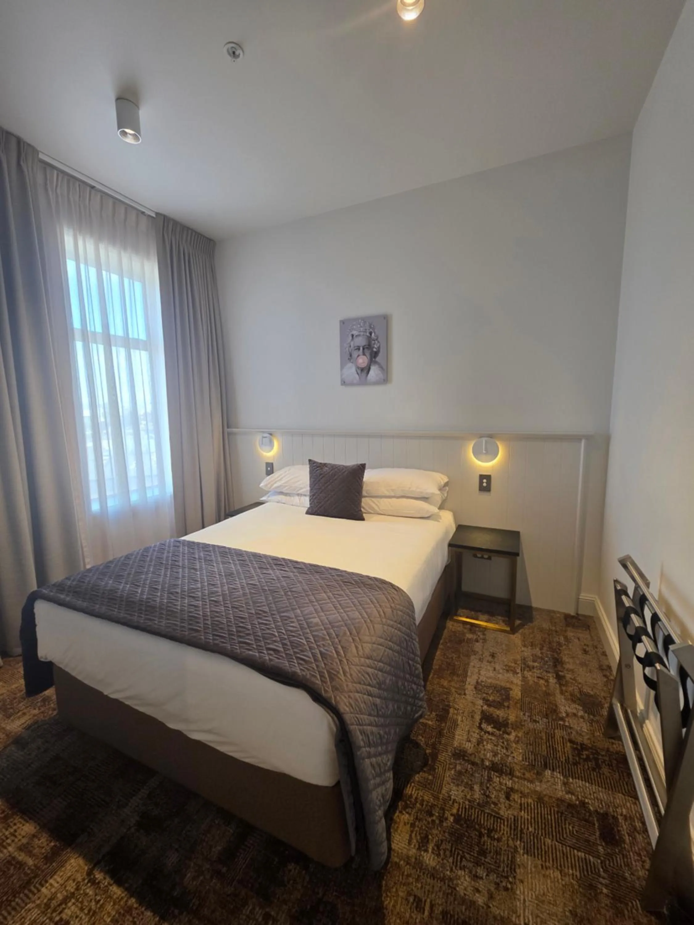 Bedroom, Bed in The Grosvenor Hotel