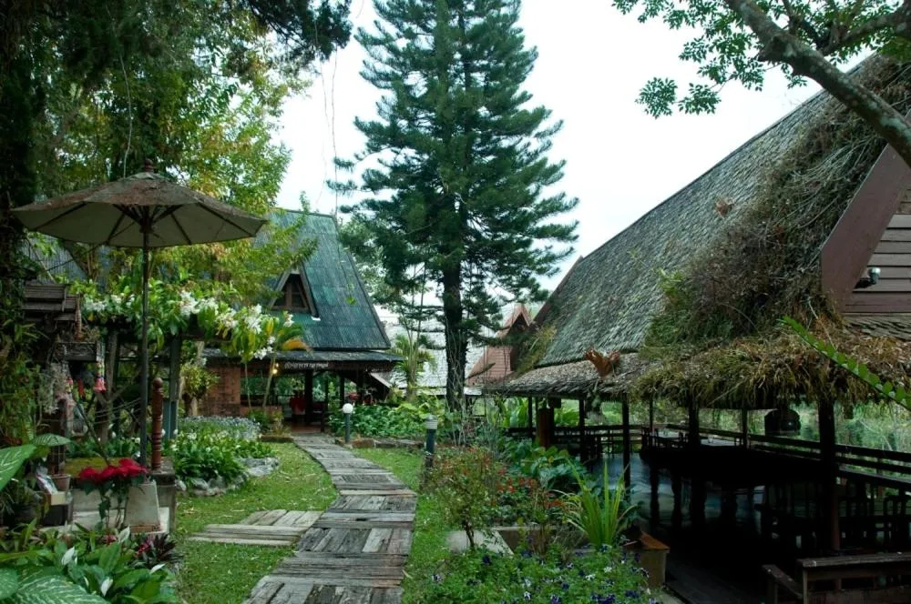 Facade/entrance in J Valley Resort