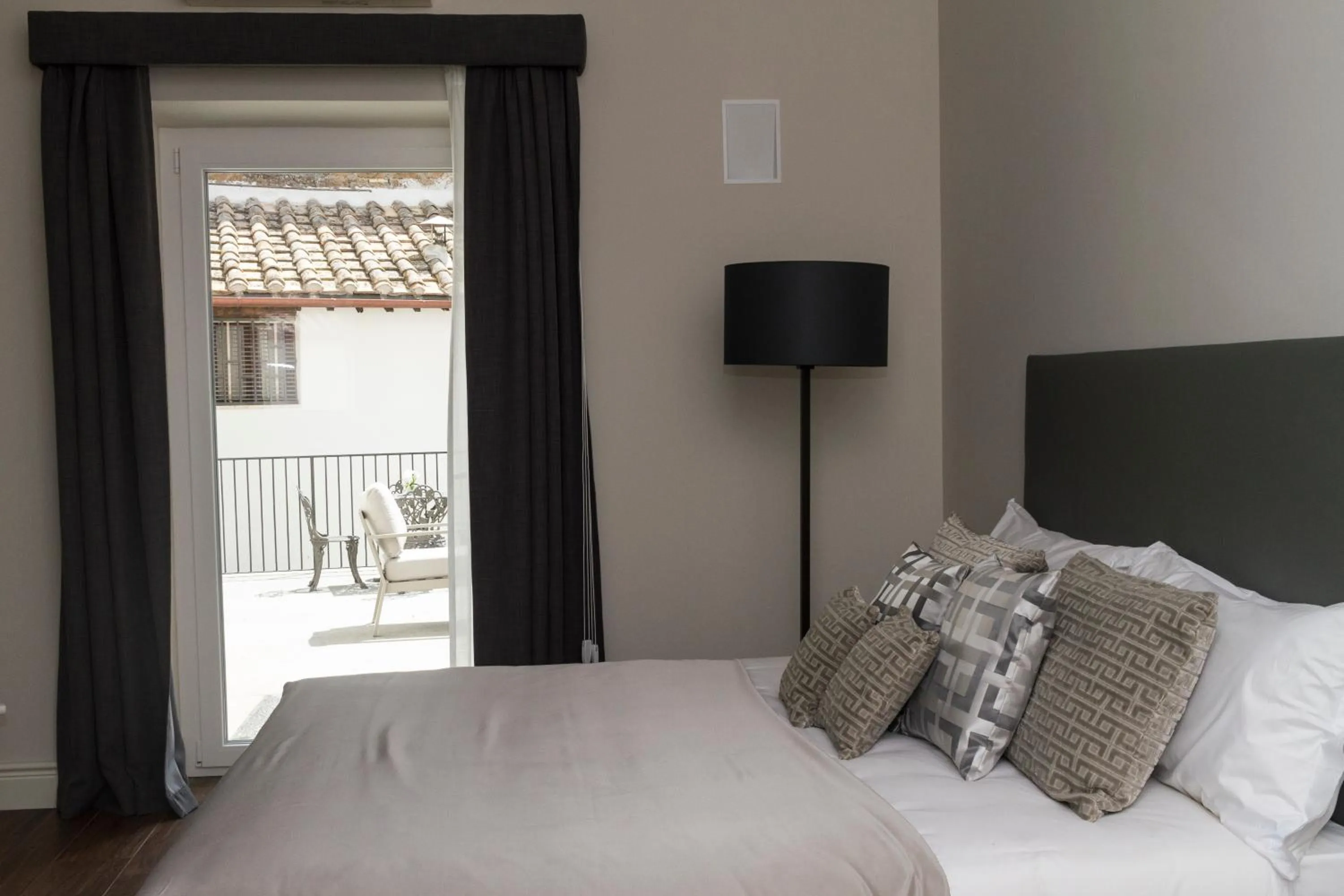 Bed in Residenza Palazzo Fortuna - Boutique Hotel