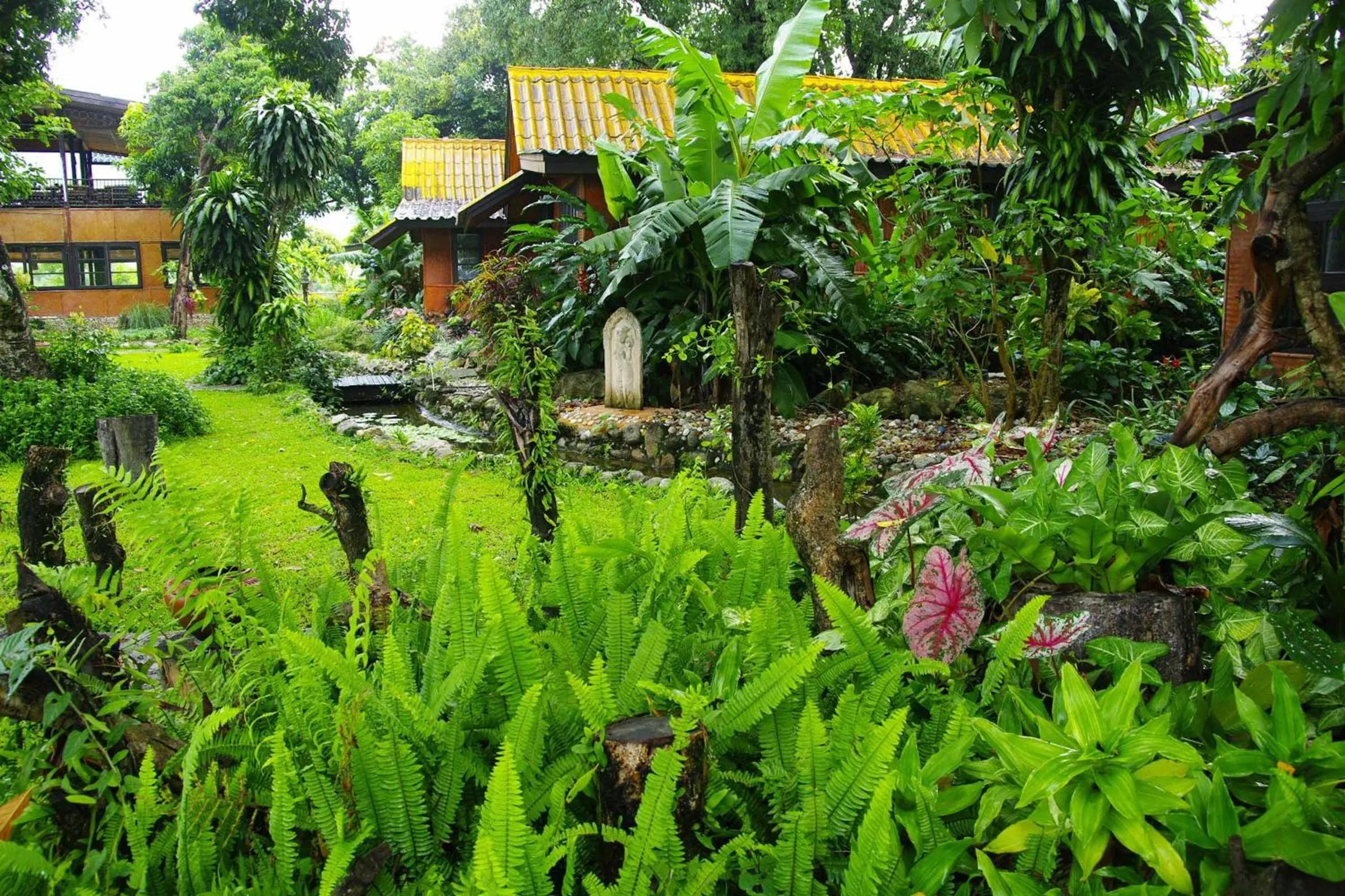 Decorative detail in Areeya Phuree Resort Thaton
