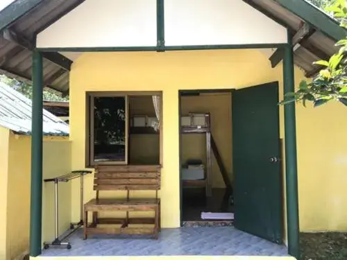 Bungalow with Patio in Island Lodge Bungalow with Patio in Island Lodge