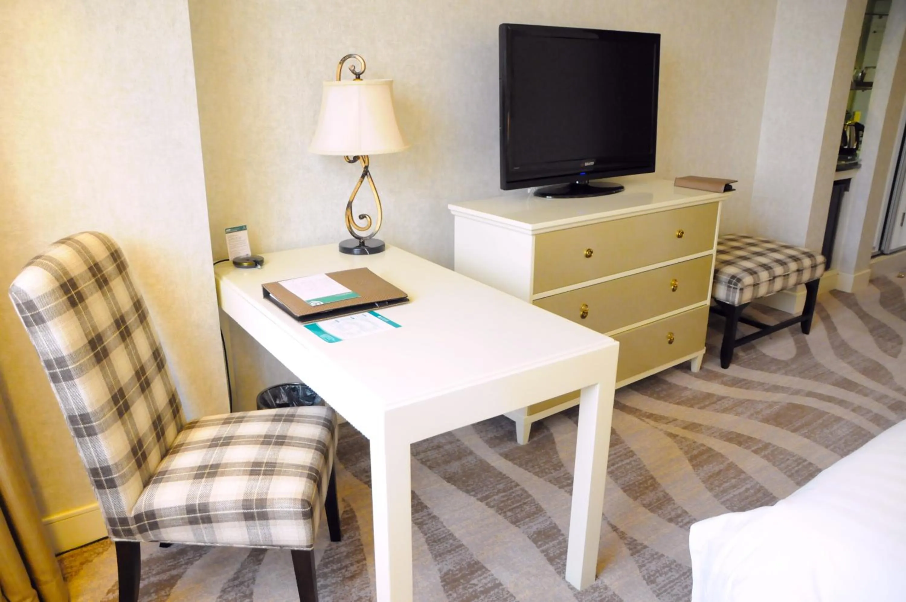 Decorative detail in Gubei Garden Hotel Shanghai Hongqiao