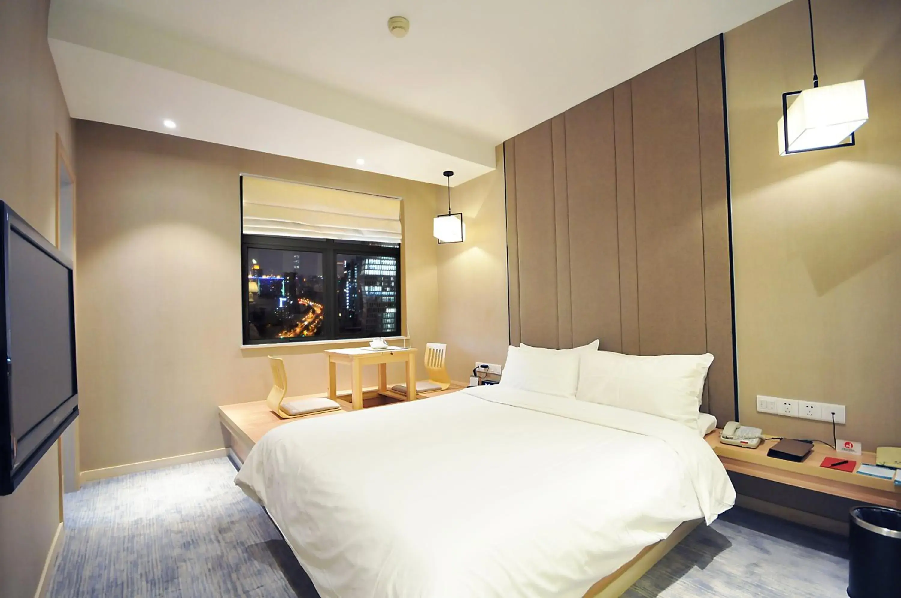 Small Double Room in Gubei Garden Hotel Shanghai Hongqiao Small Double Room in Gubei Garden Hotel Shanghai Hongqiao