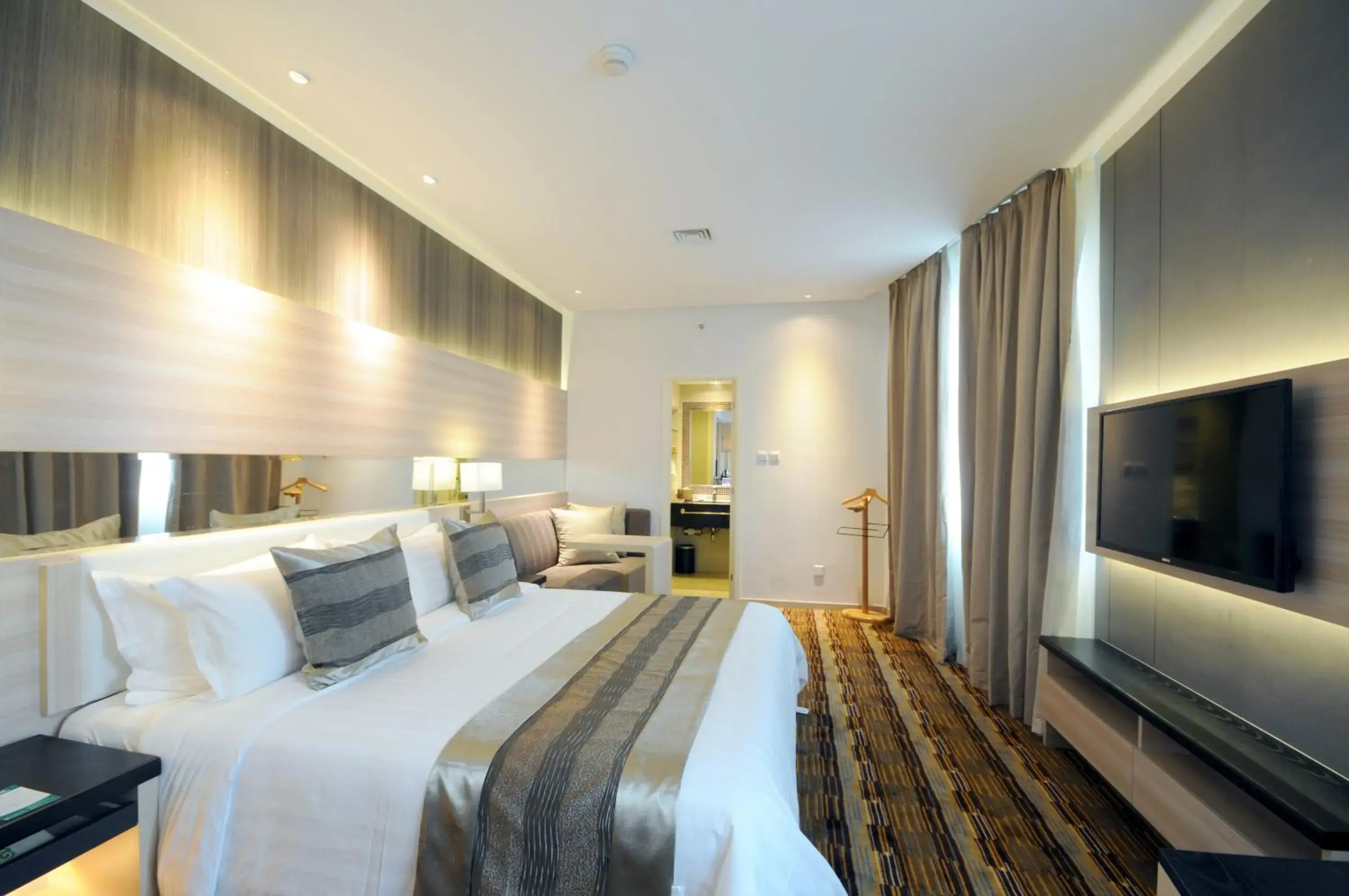 King Room with Garden View in Gubei Garden Hotel Shanghai Hongqiao King Room with Garden View in Gubei Garden Hotel Shanghai Hongqiao