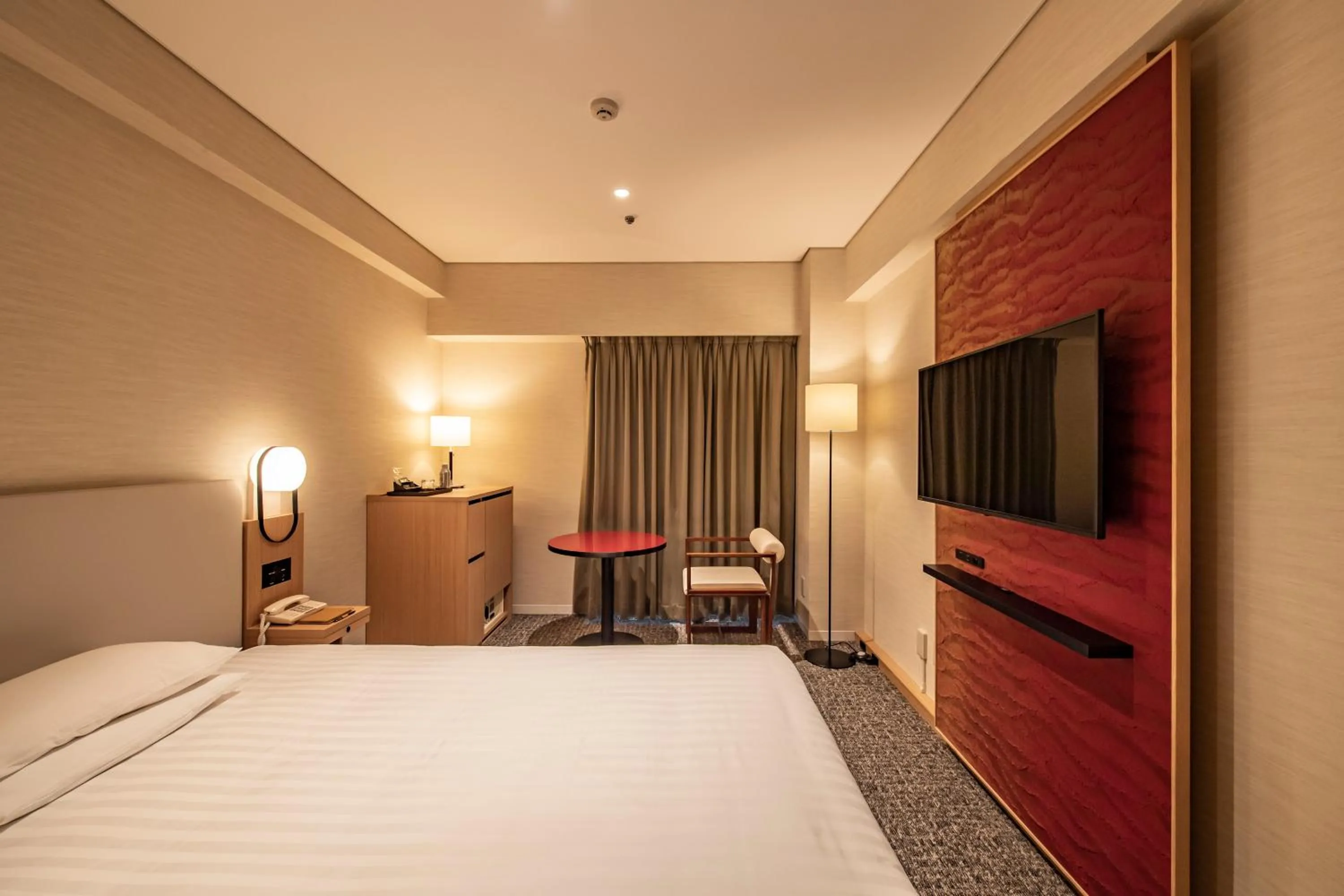 Bed in Kyoto Tokyu Hotel