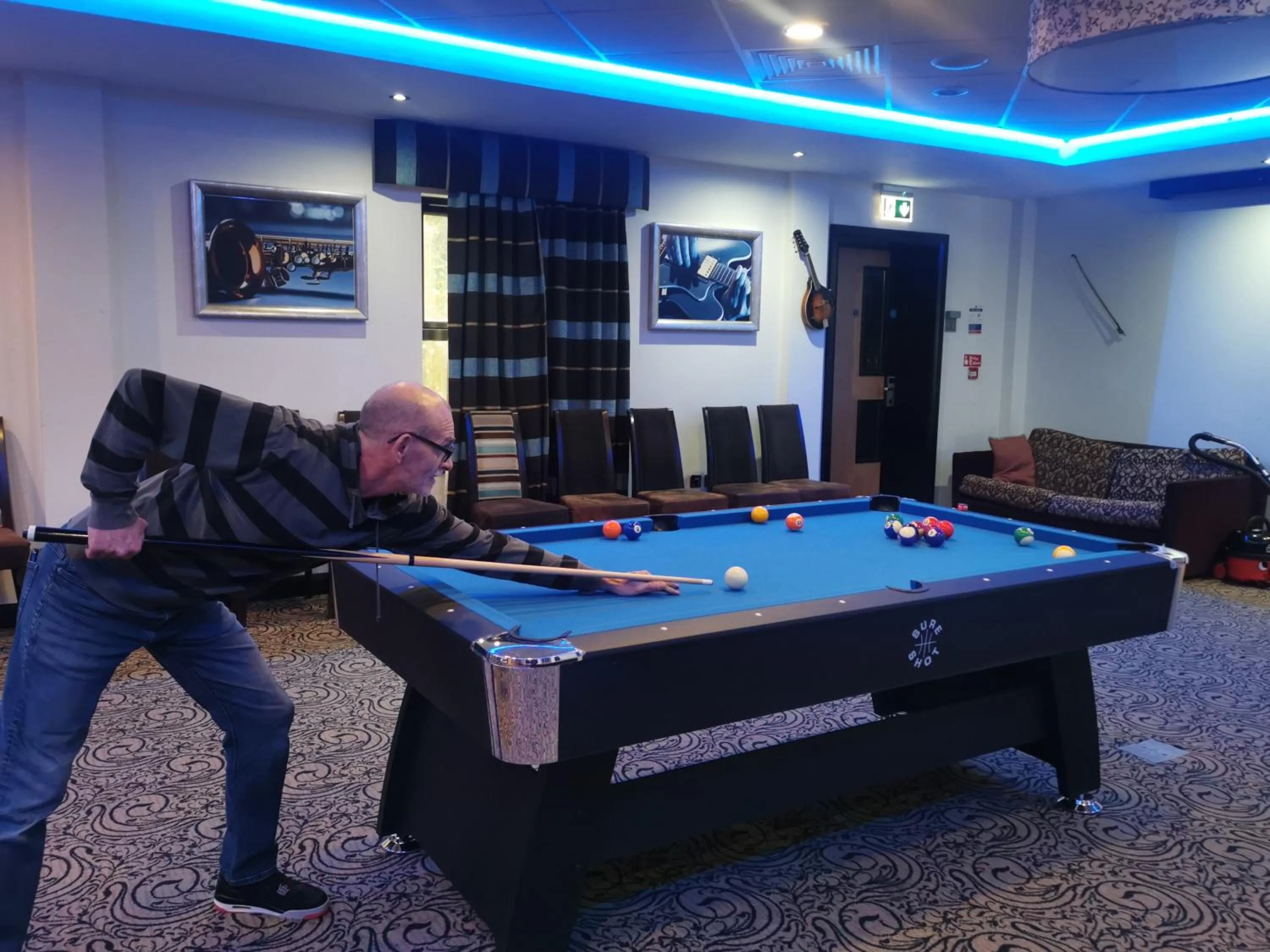Billiard in The BlueBell Hotel