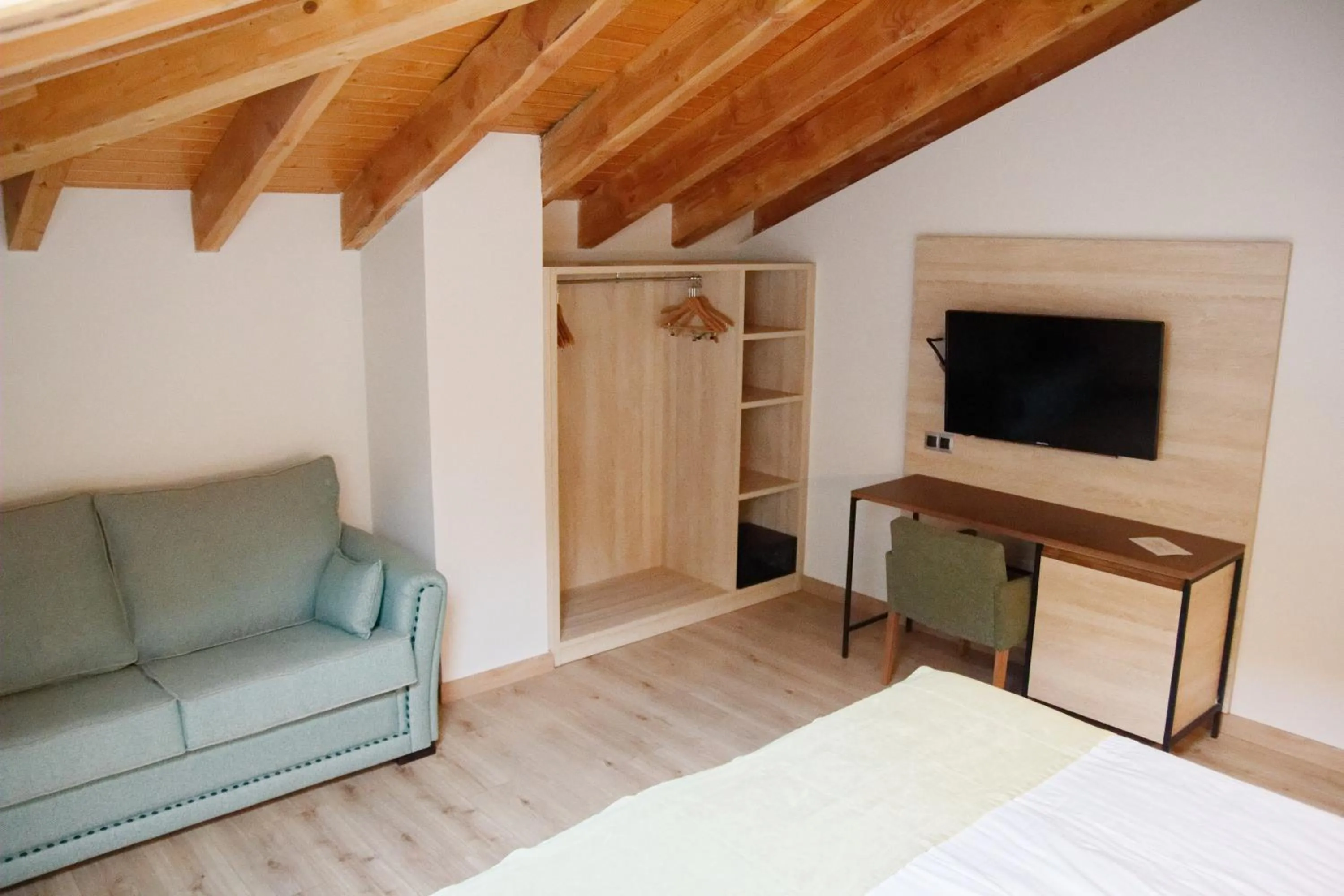 Property building in Hotel Rural Las Montañas de Pumar