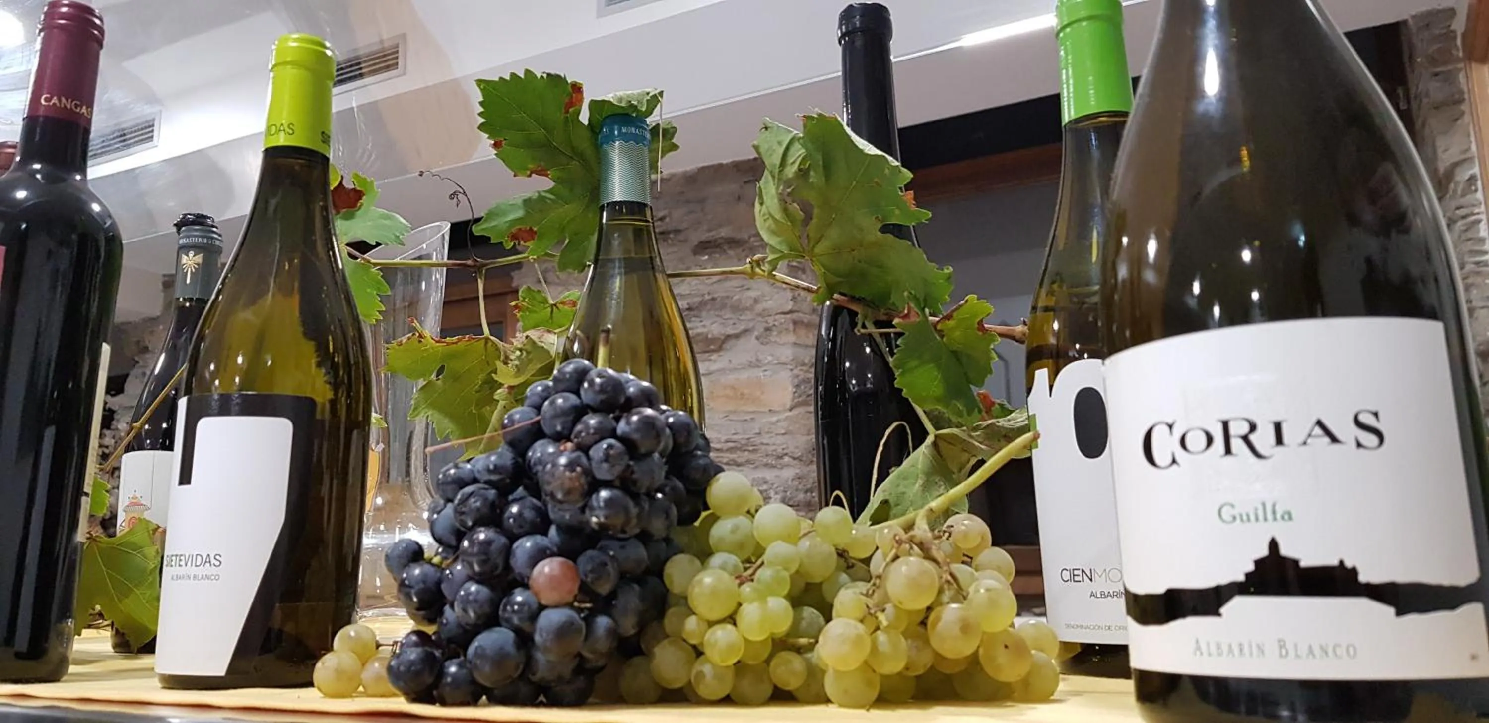 Restaurant/places to eat in Hotel Rural Las Montañas de Pumar