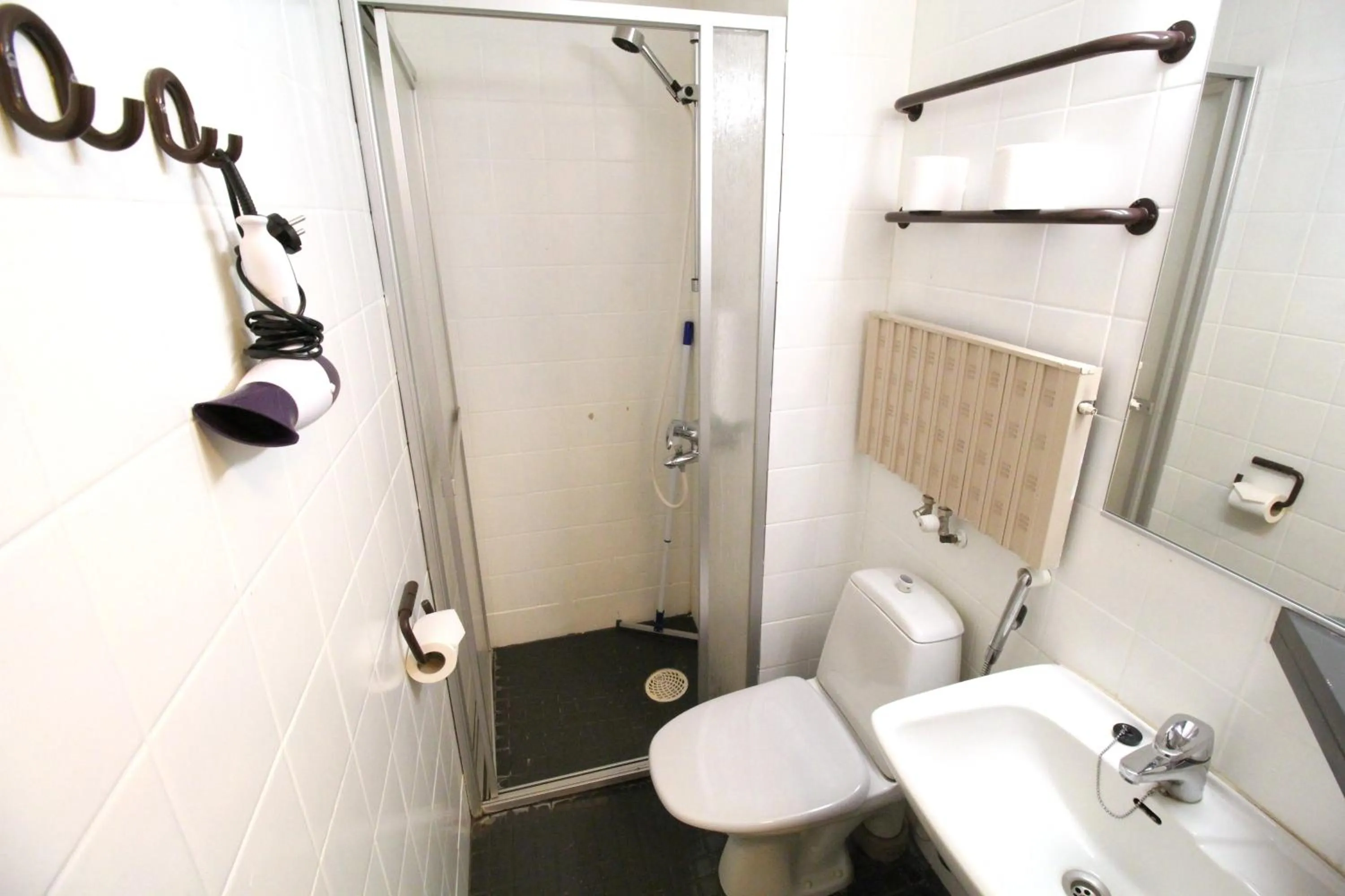 Bathroom in Forenom Aparthotel Lahti