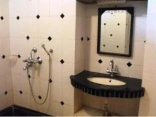 Bathroom in Hotel Deep Mahal
