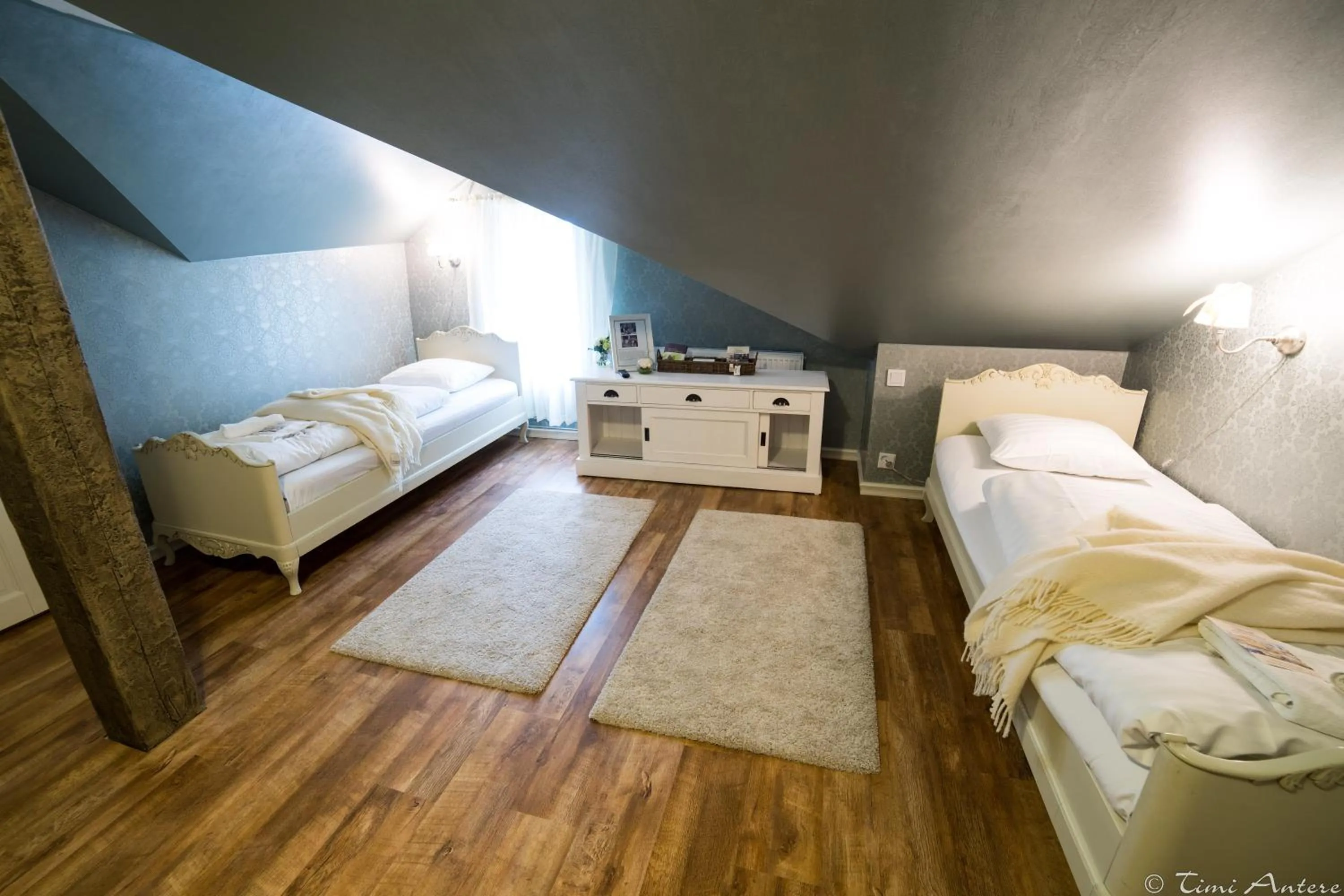 Photo of the whole room, Bed in Vaihmalan Hovi