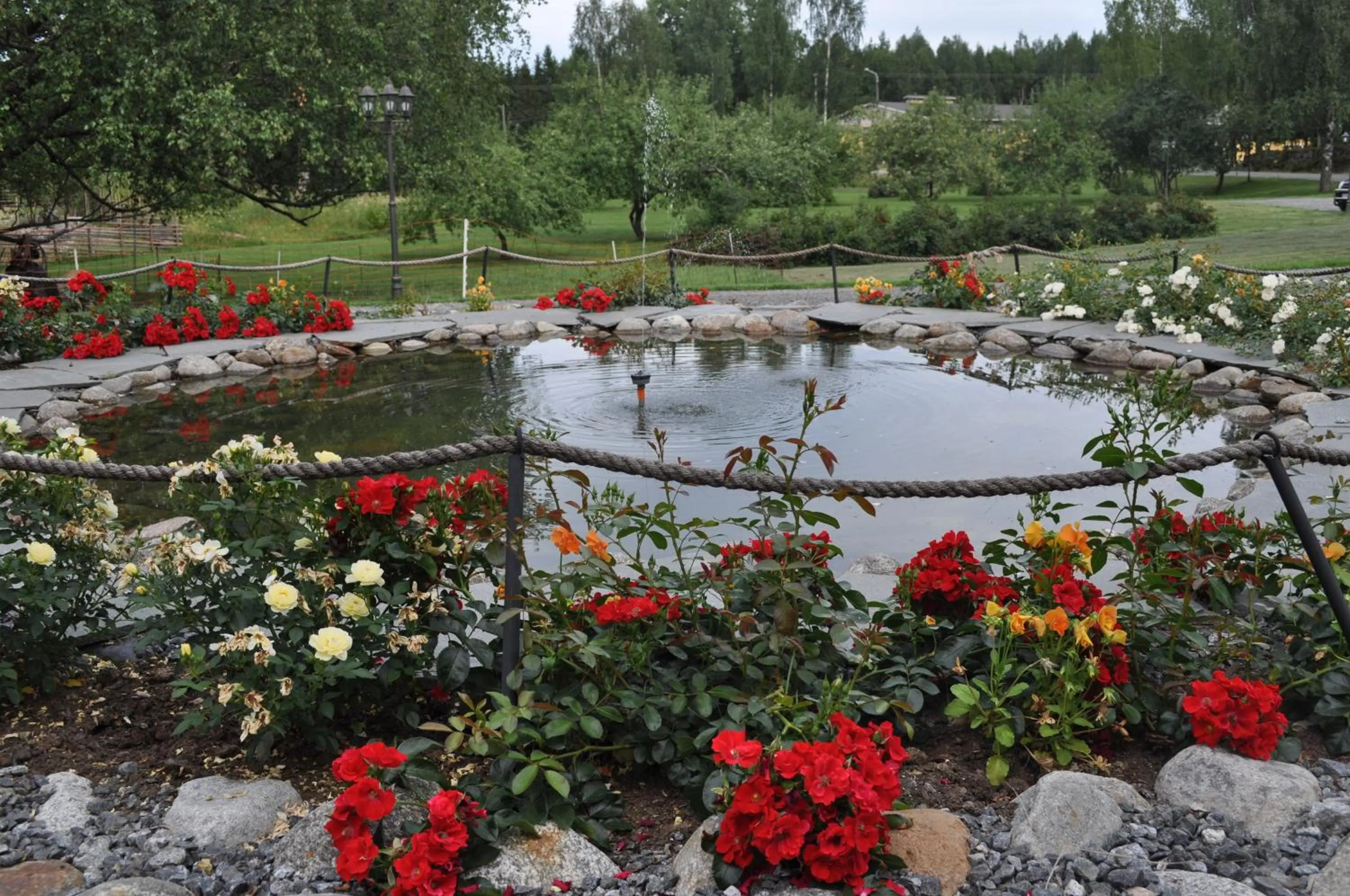 Day in Vaihmalan Hovi