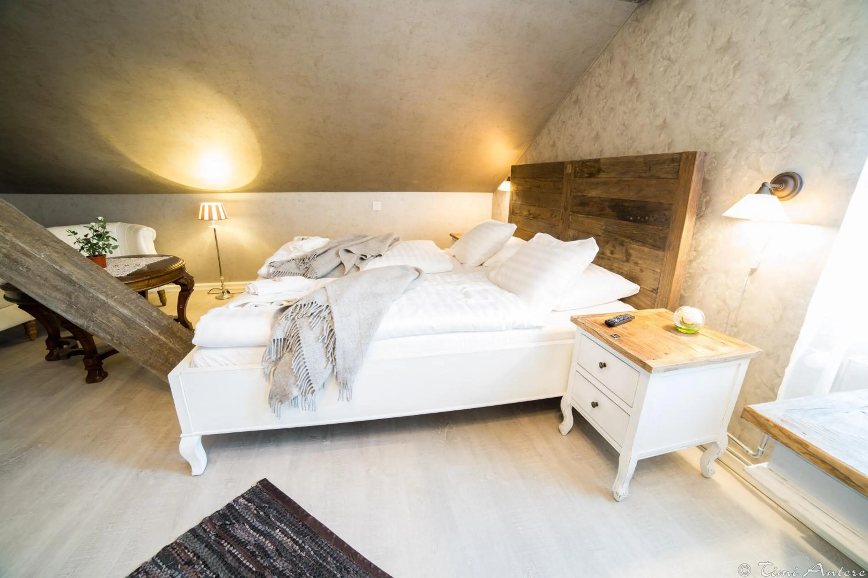 Photo of the whole room, Bed in Vaihmalan Hovi