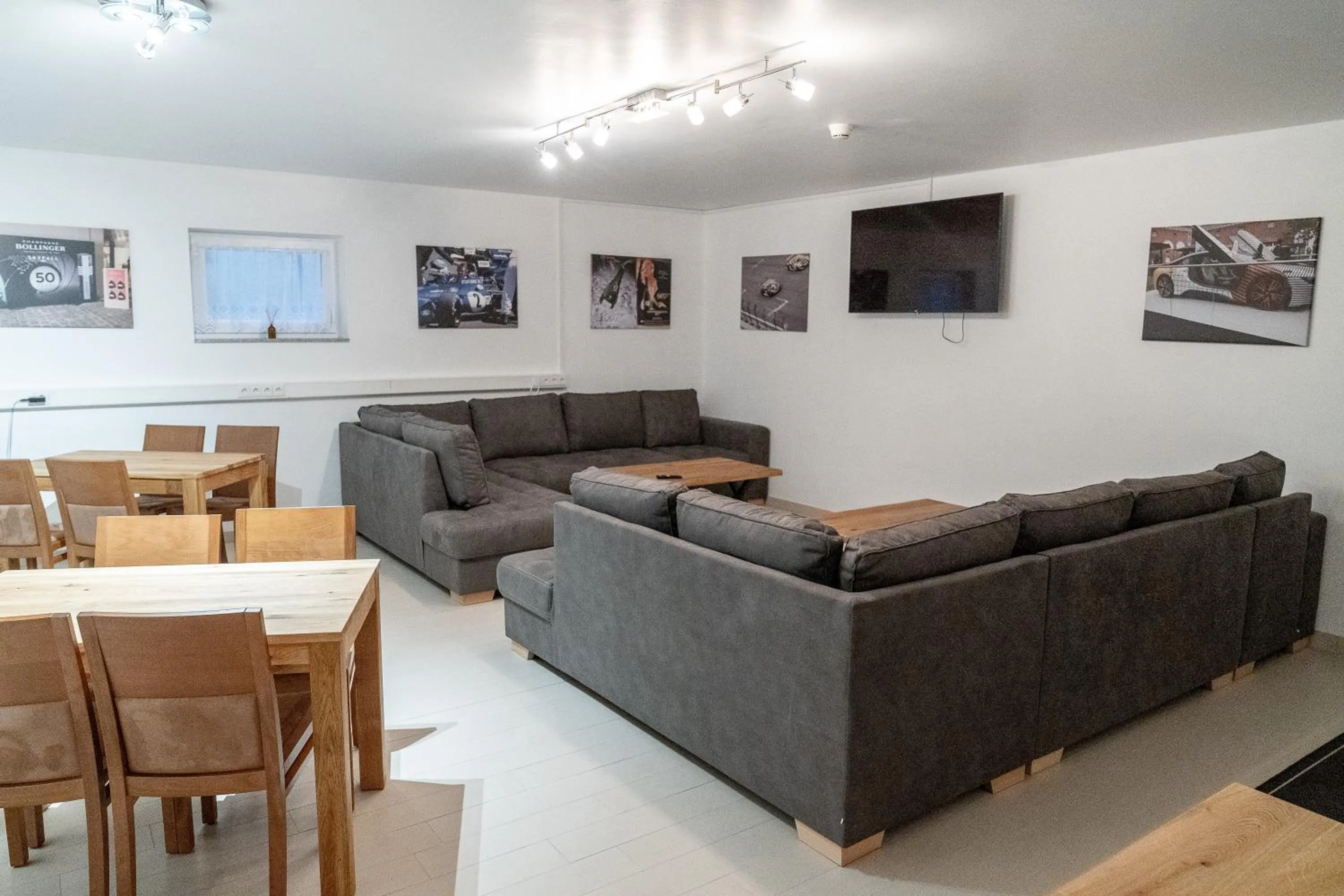 Communal lounge/ TV room in Land-gut-Hotel am Ring