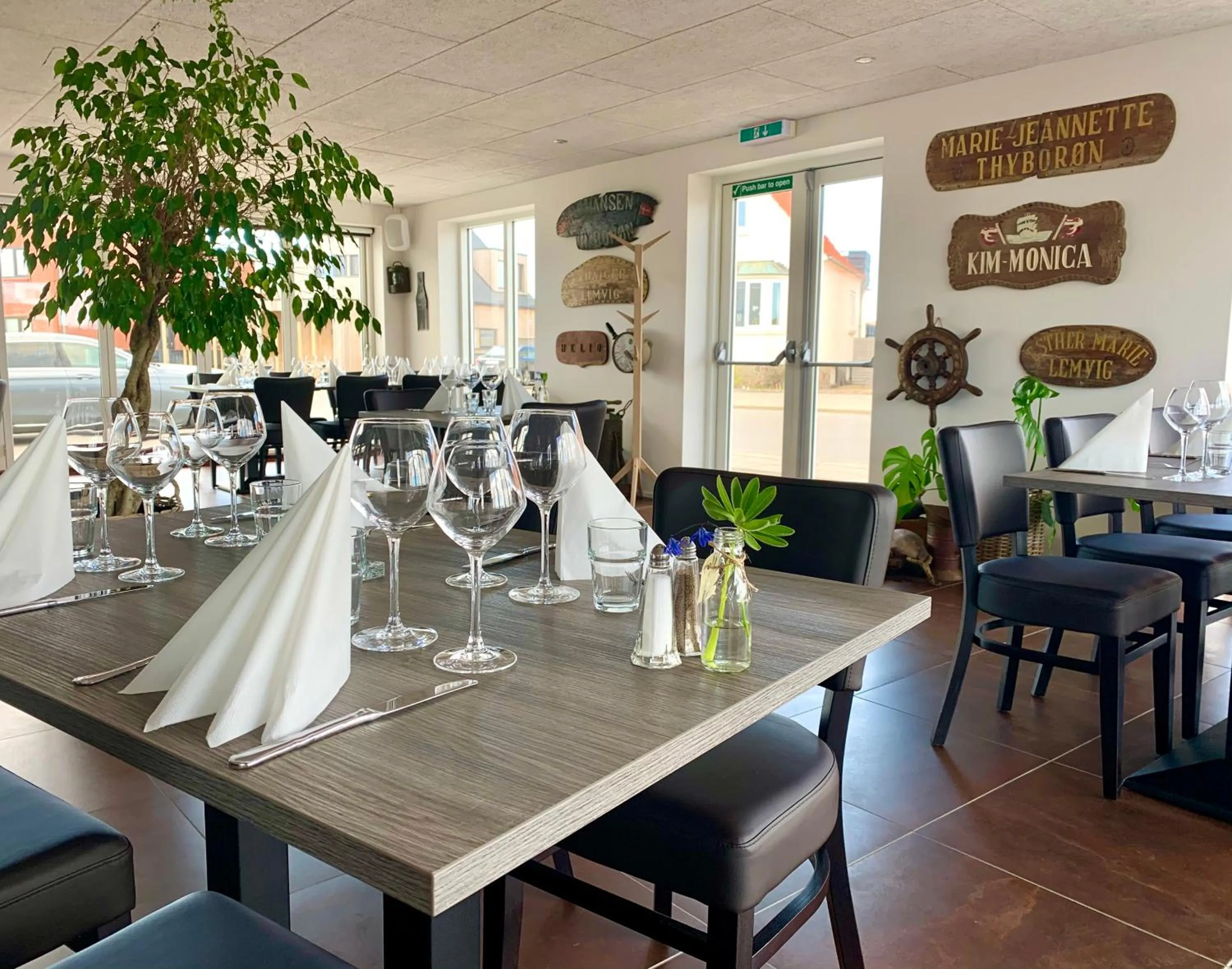 Restaurant/places to eat in Thyborøn Hotel