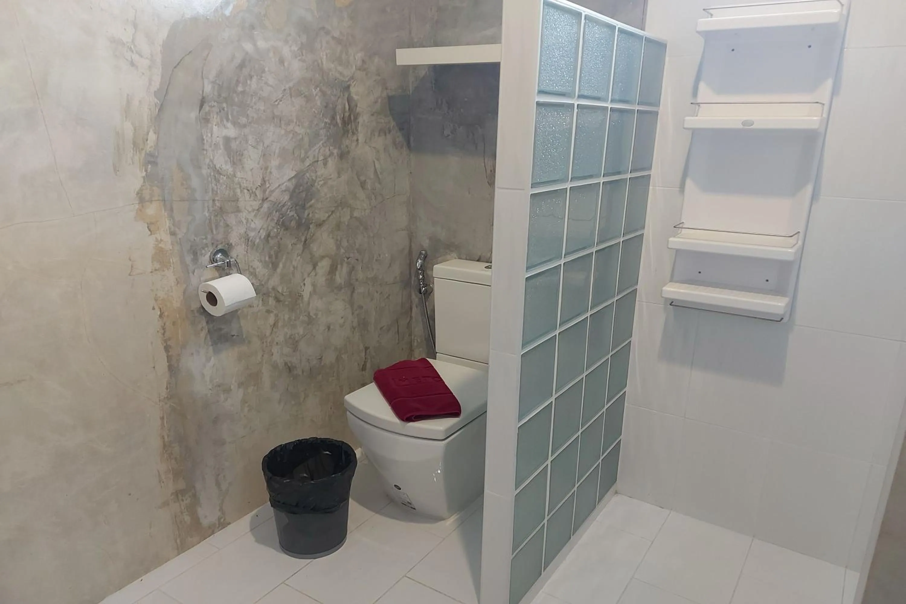 Bathroom in Baan Chai Thung Resort