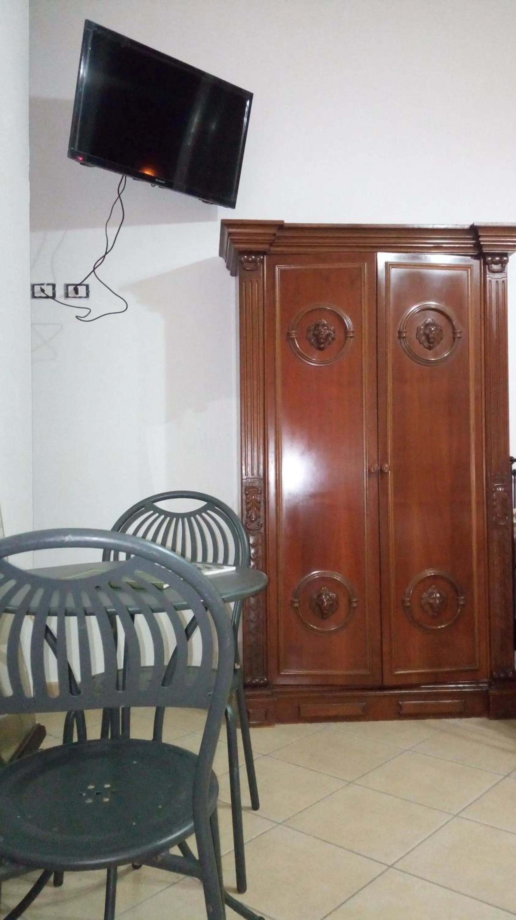 Annabella's Country House