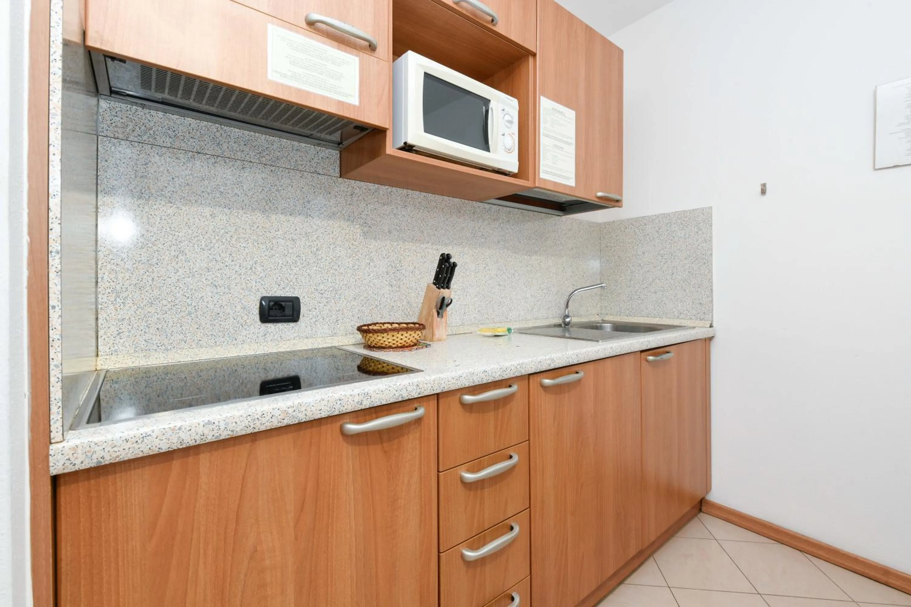 Kitchen or kitchenette in Hotel Denny