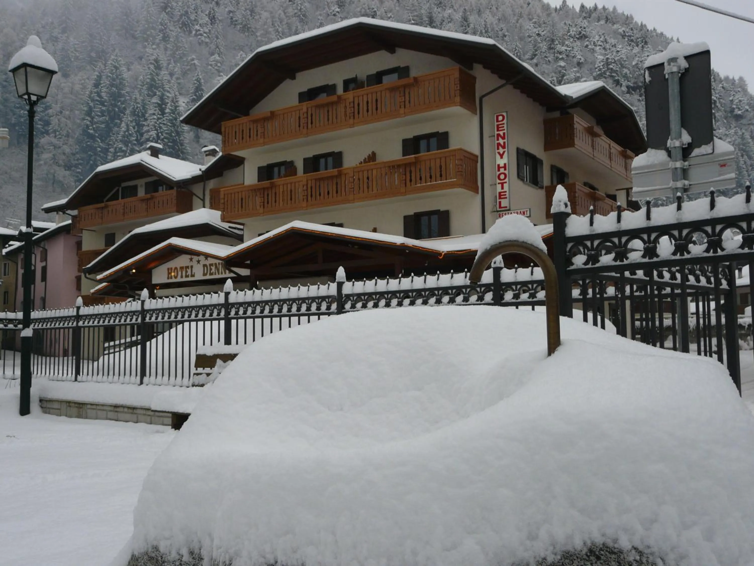 Drinks in Hotel Denny