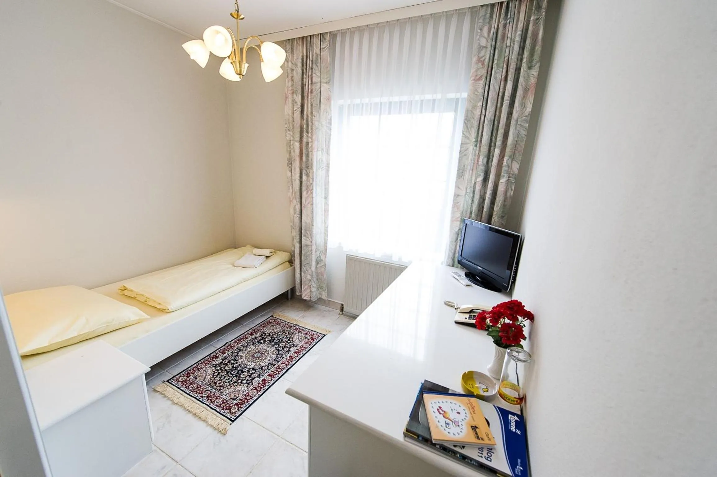 Bedroom, Bed in Gasthof Turmwirt