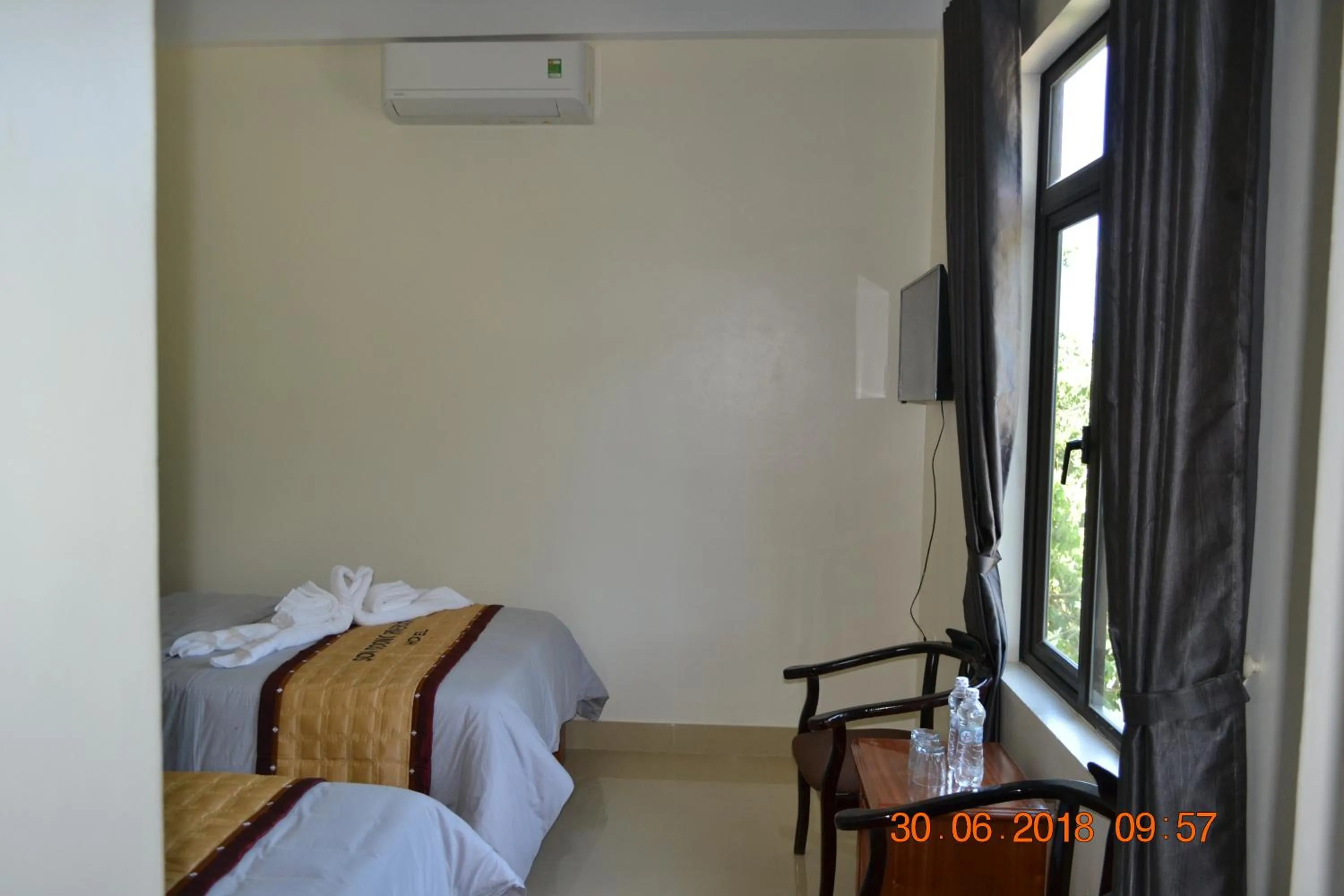 Bed in Son Doong Riverside