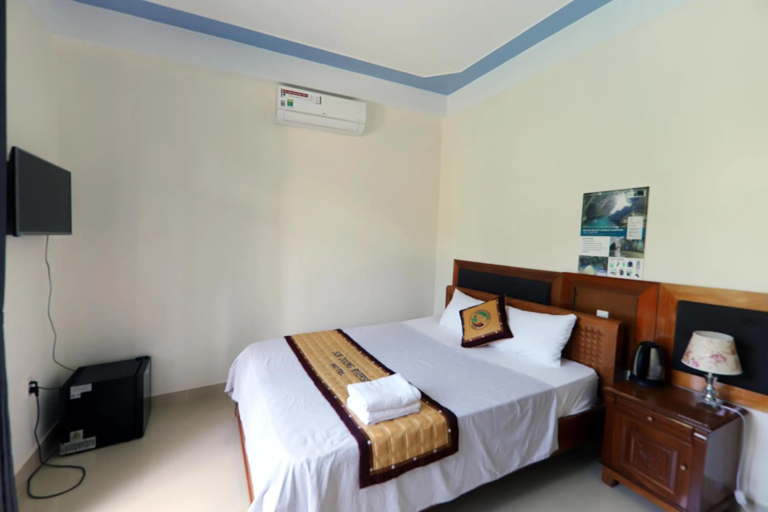 Bed in Son Doong Riverside