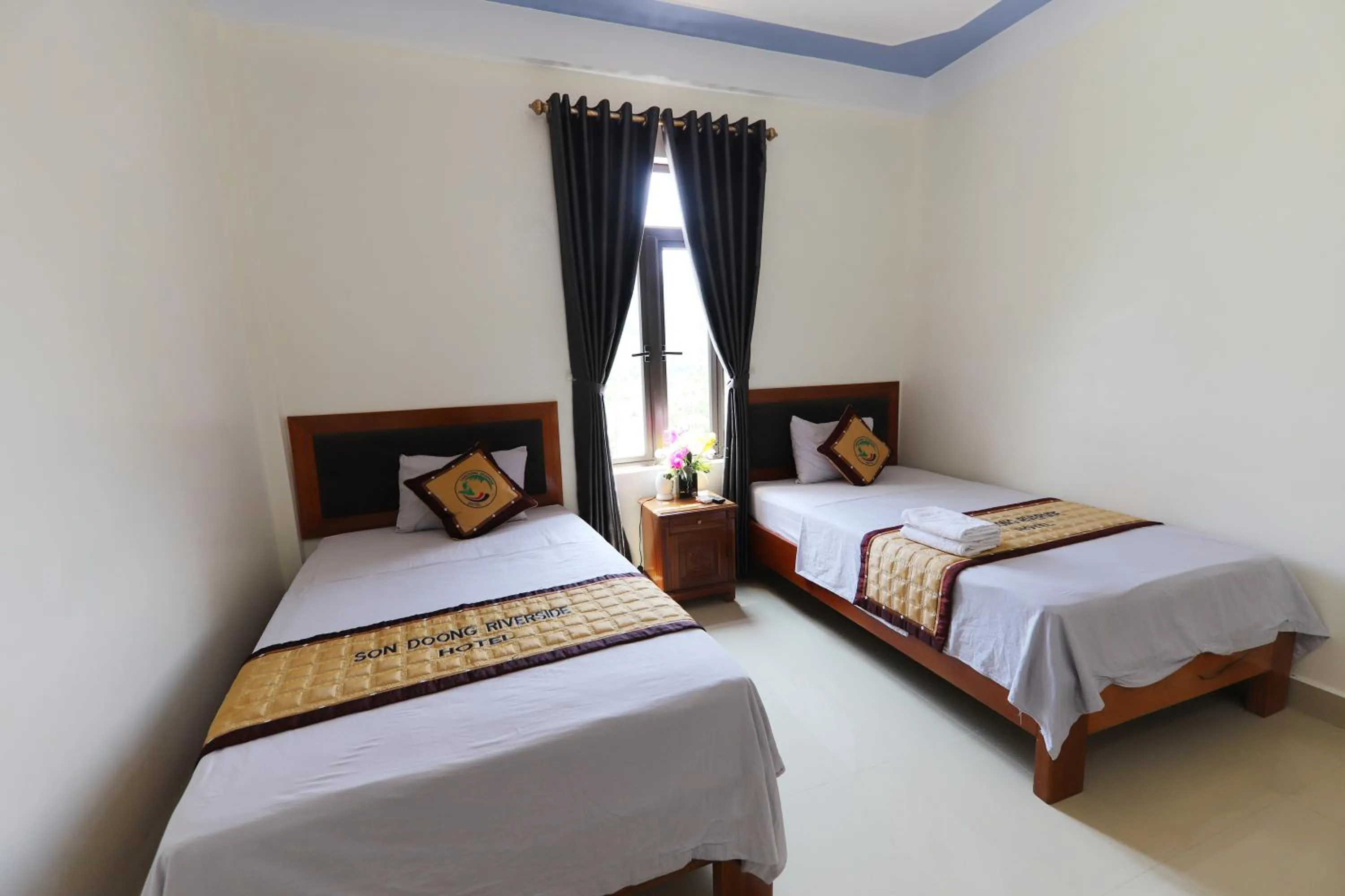 Bed in Son Doong Riverside