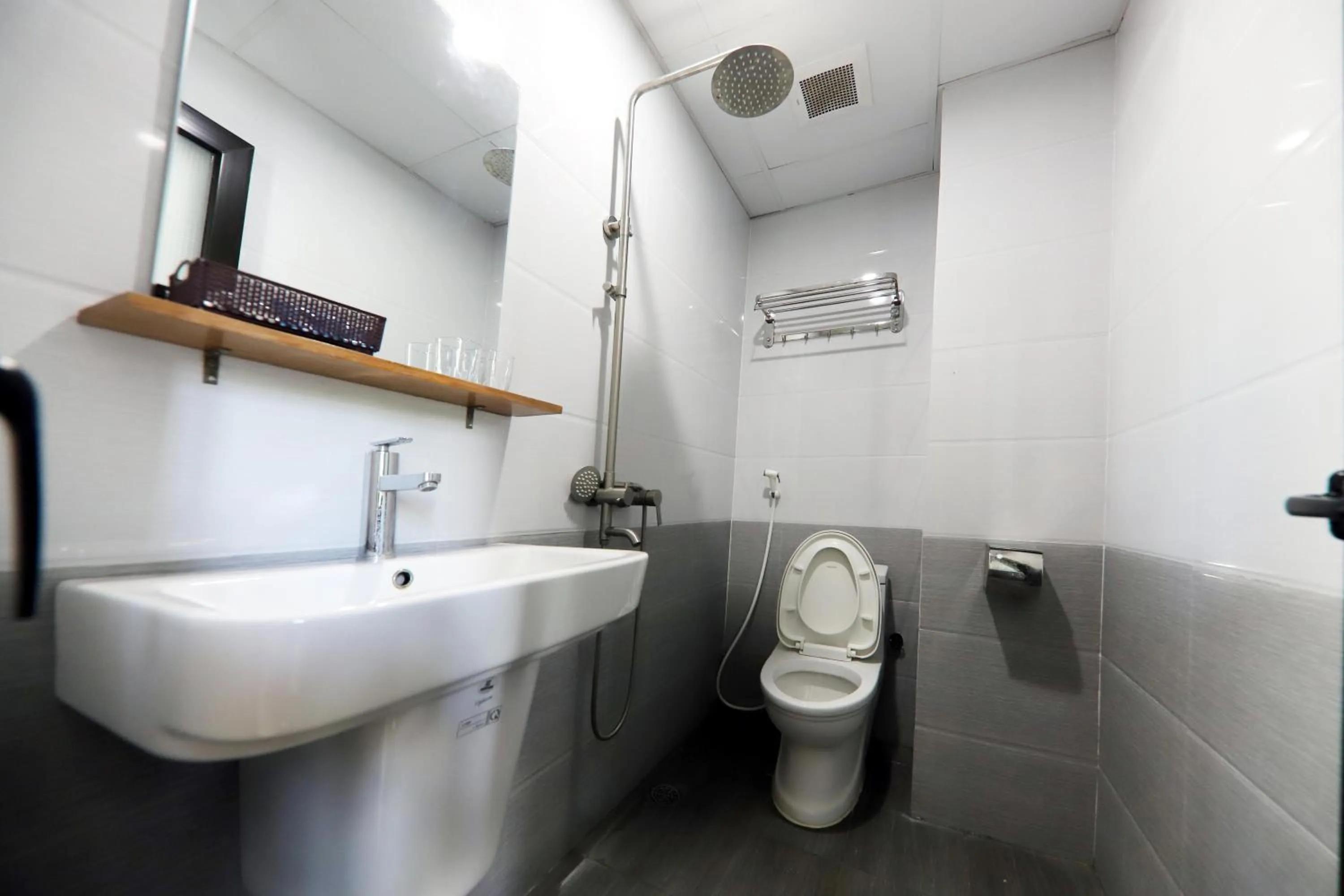 Bathroom in Son Doong Riverside