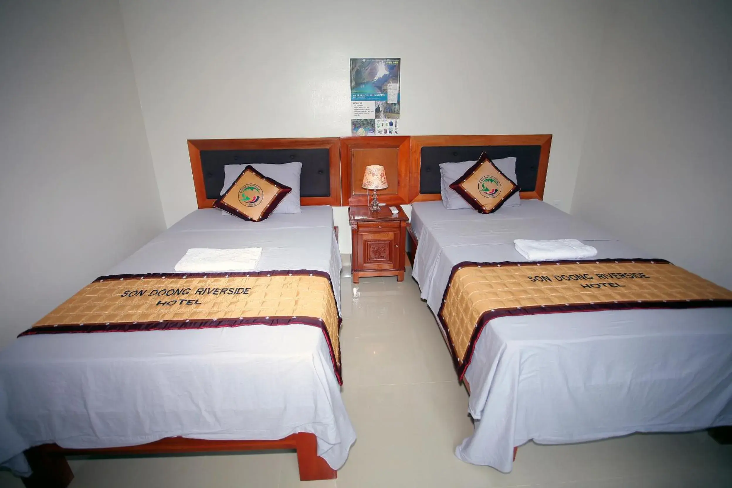 Twin Room with Bathroom in Son Doong Riverside Twin Room with Bathroom in Son Doong Riverside