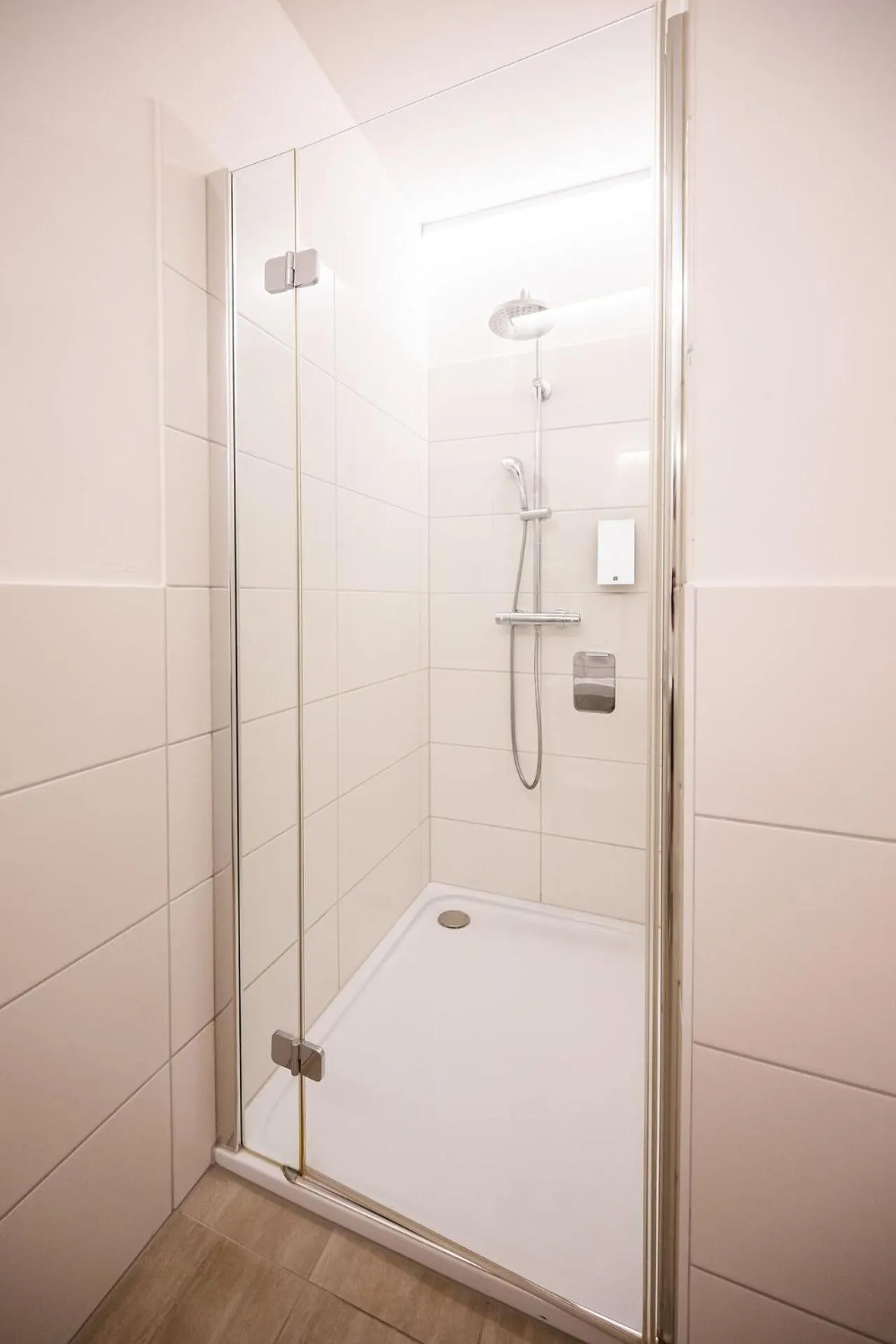 Shower in Motel Zeltweg - Self-Check-in