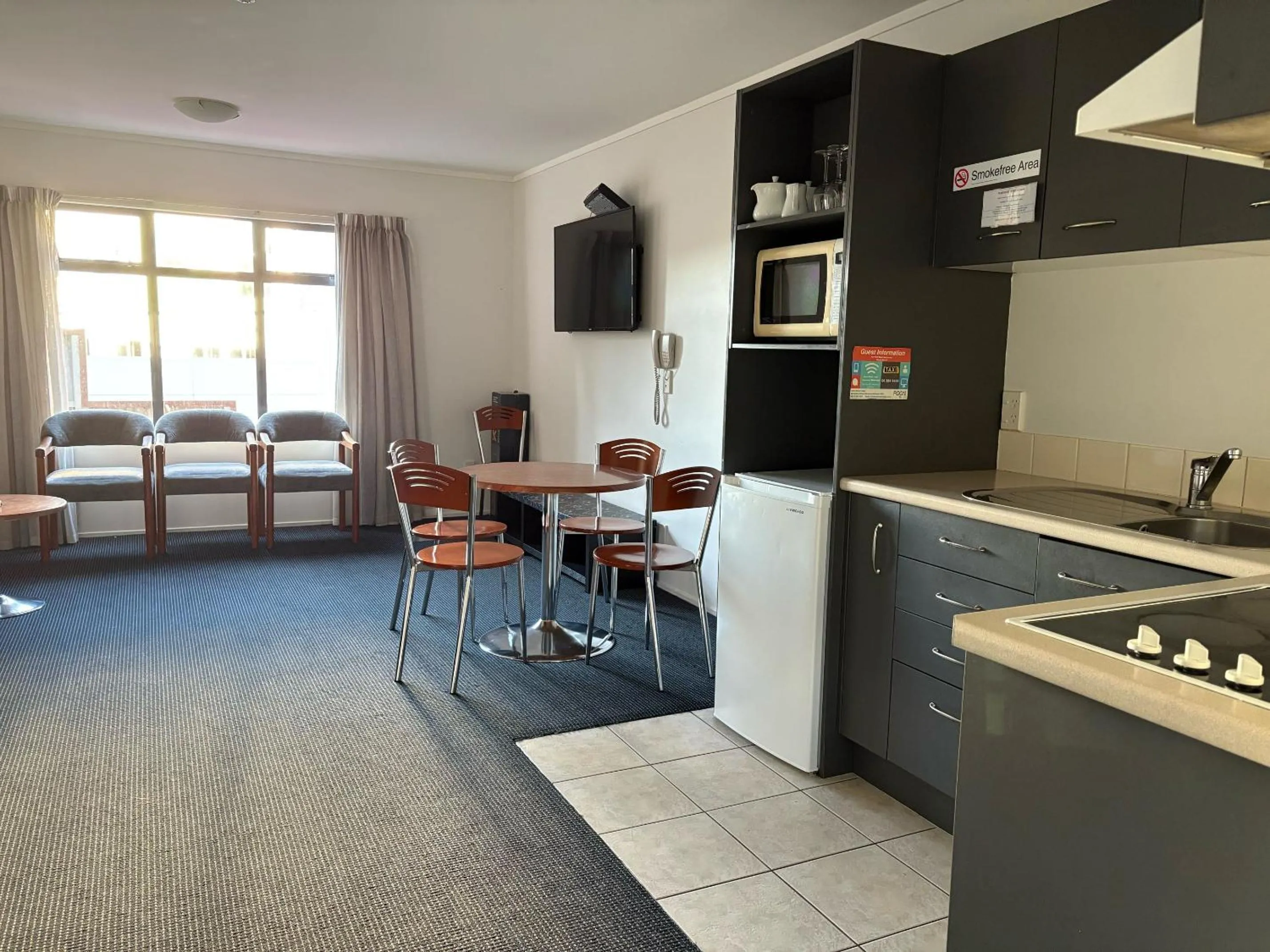 Living room in Ascot Motor Lodge