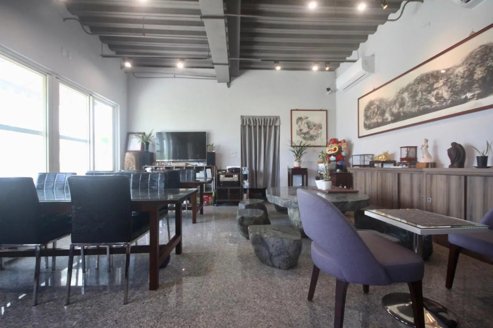 Dining area in See Happiness