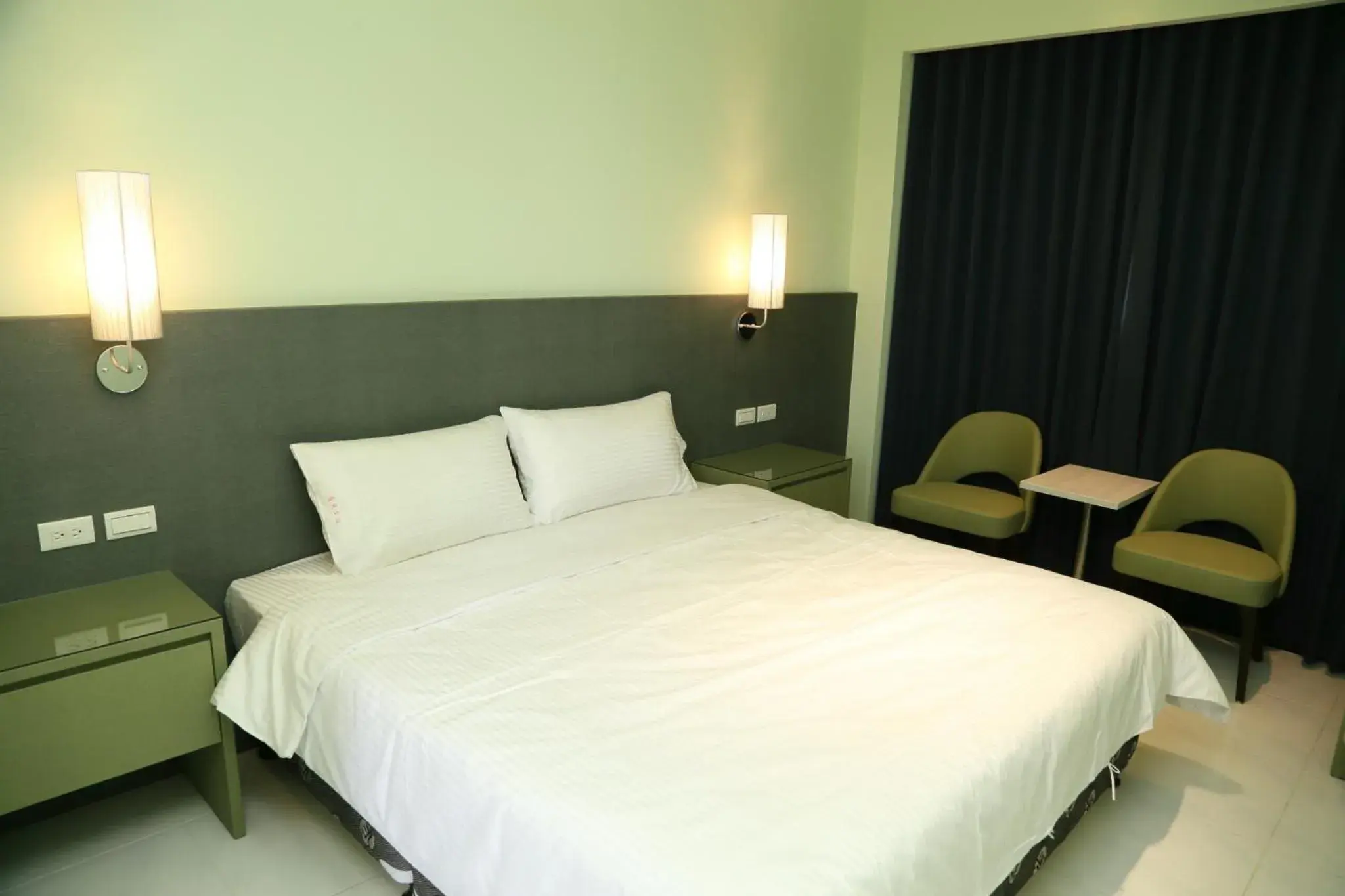 Queen Room in See Happiness Queen Room in See Happiness