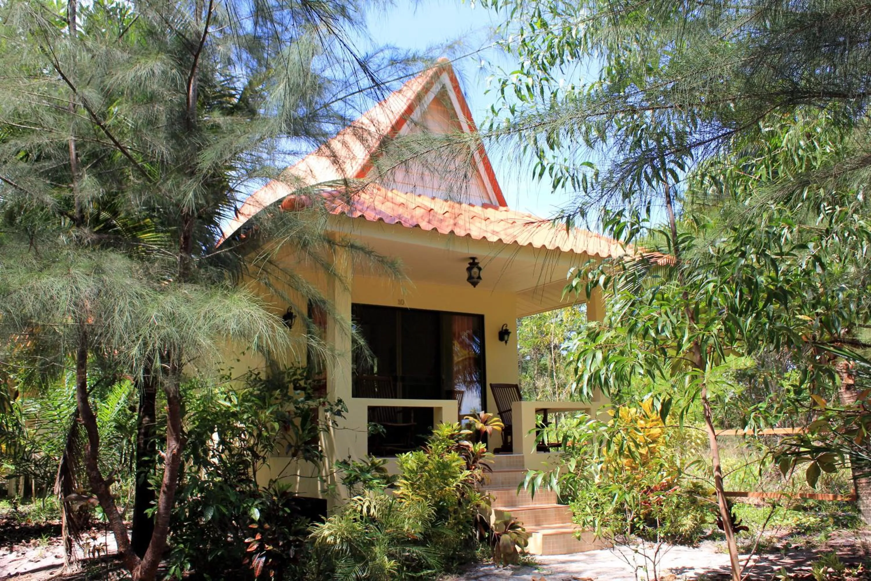 Property building in Buffalo Bay Vacation Club