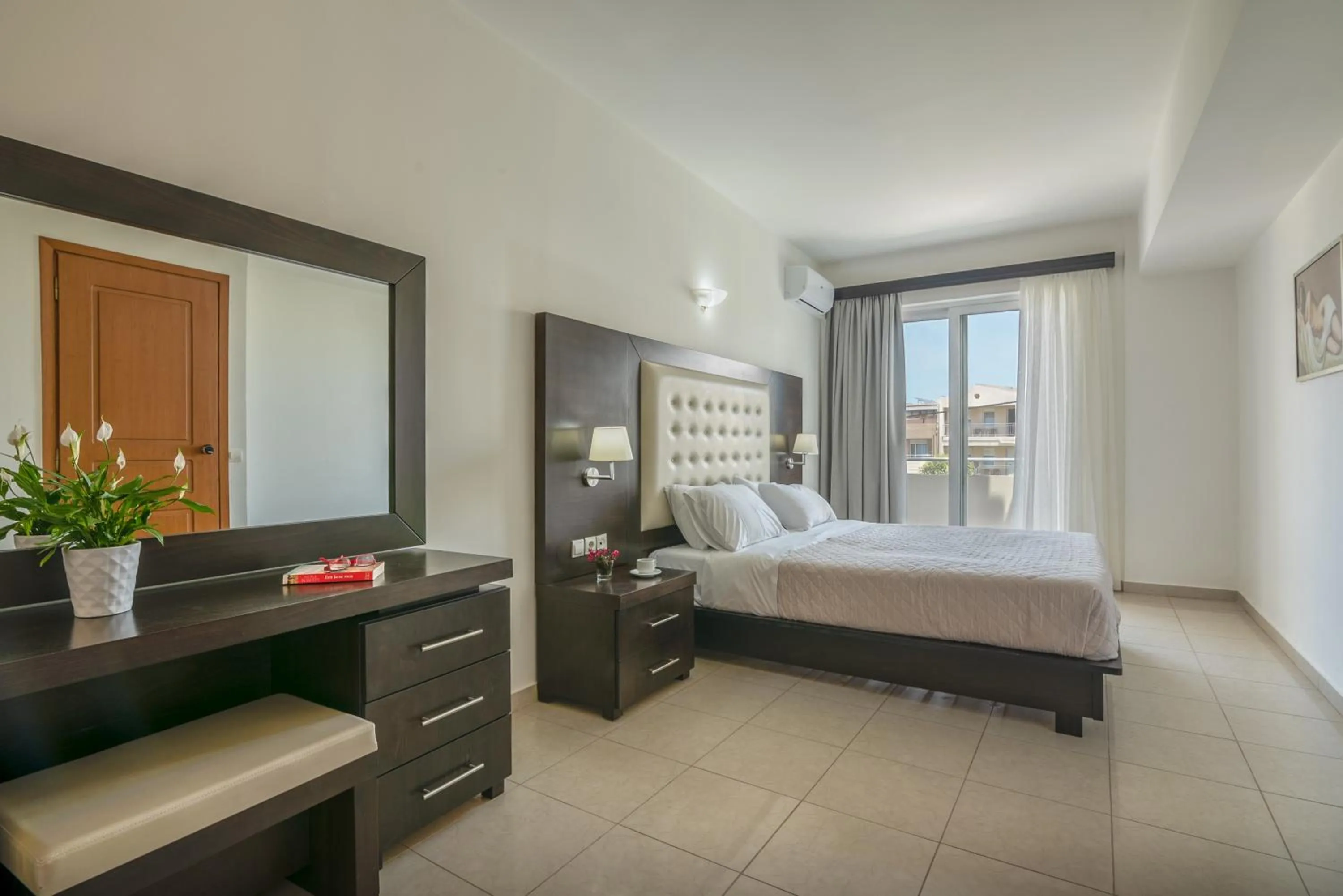 Bed in Castro Beach Hotel