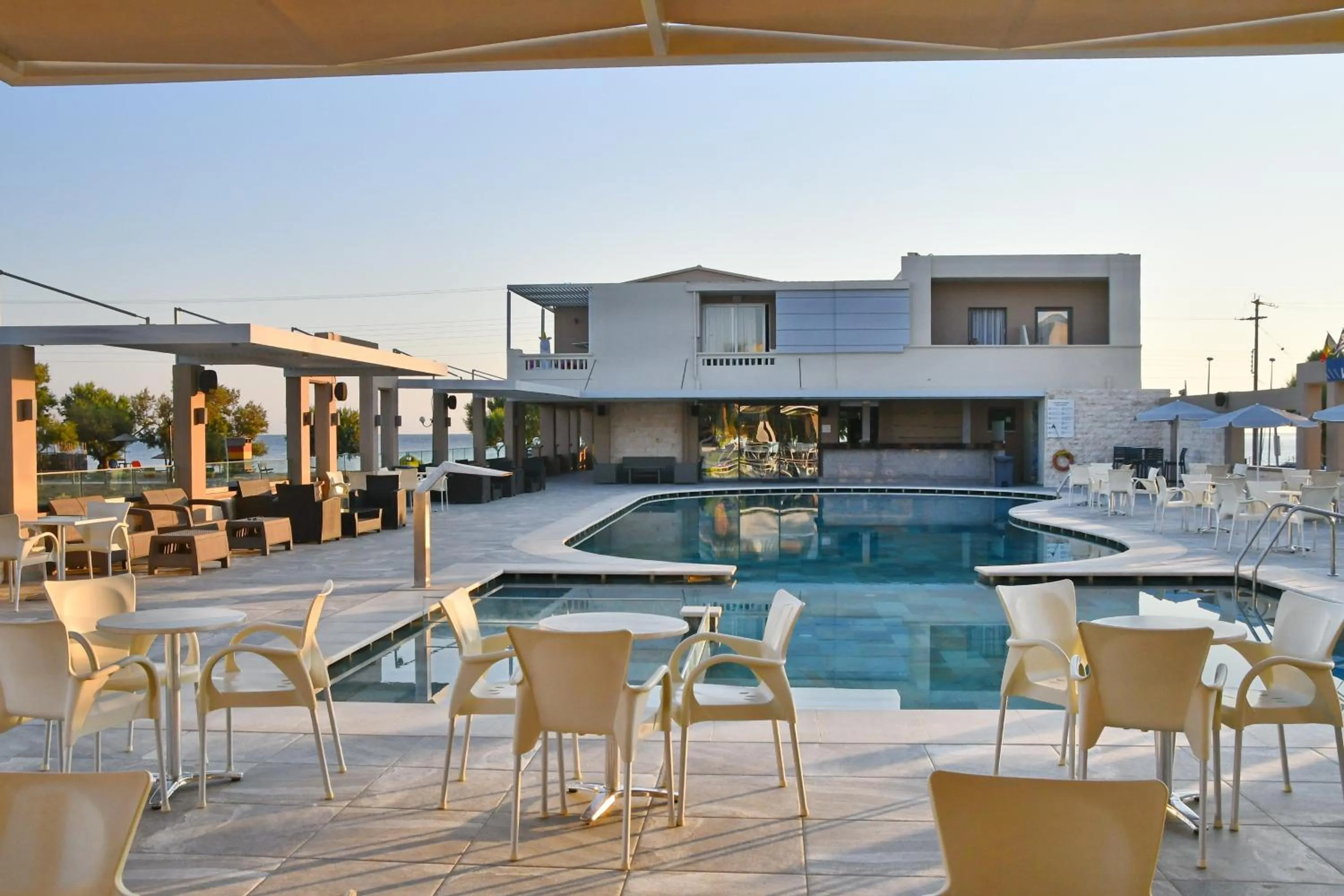 Sunrise in Castro Beach Hotel