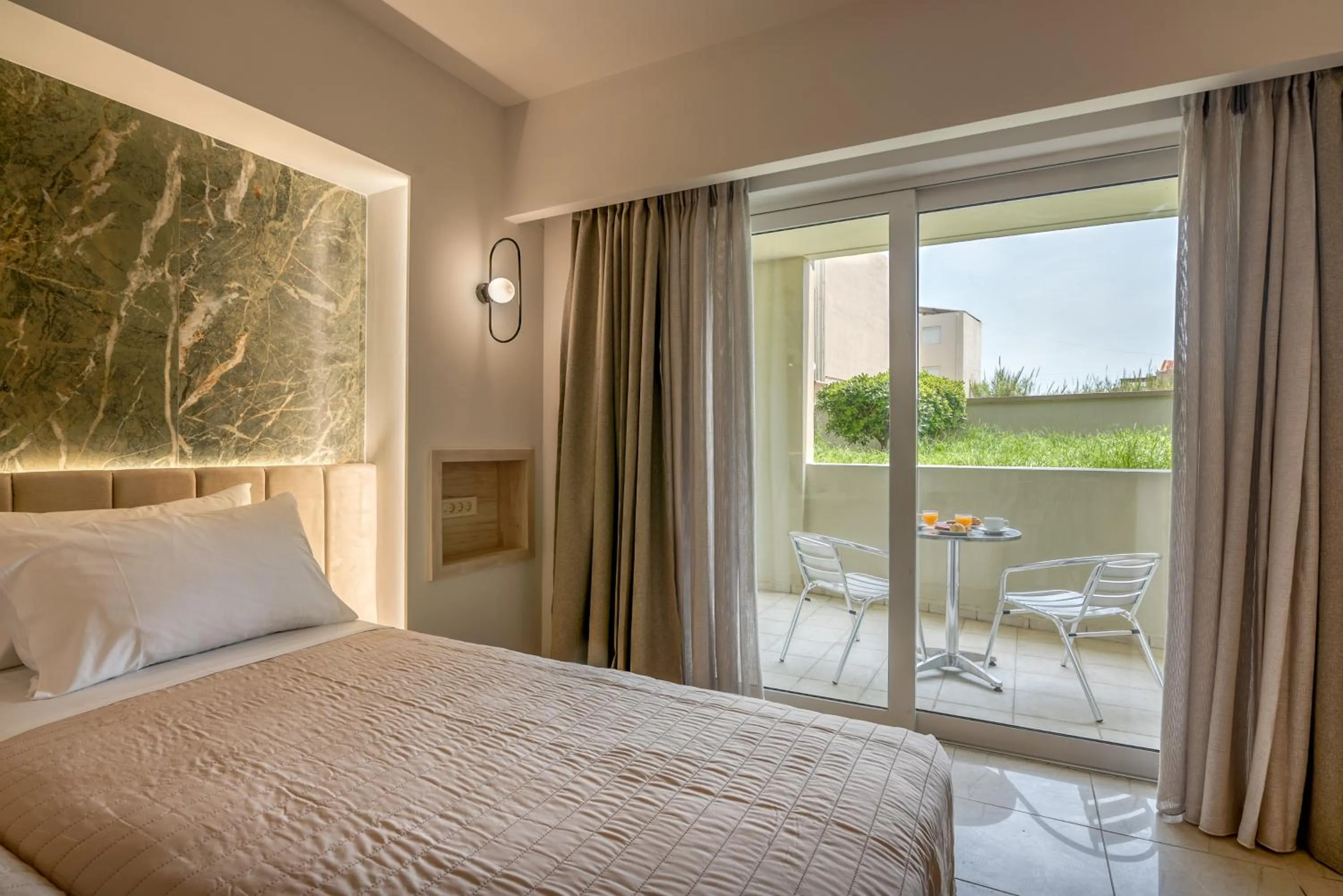 Bed in Castro Beach Hotel