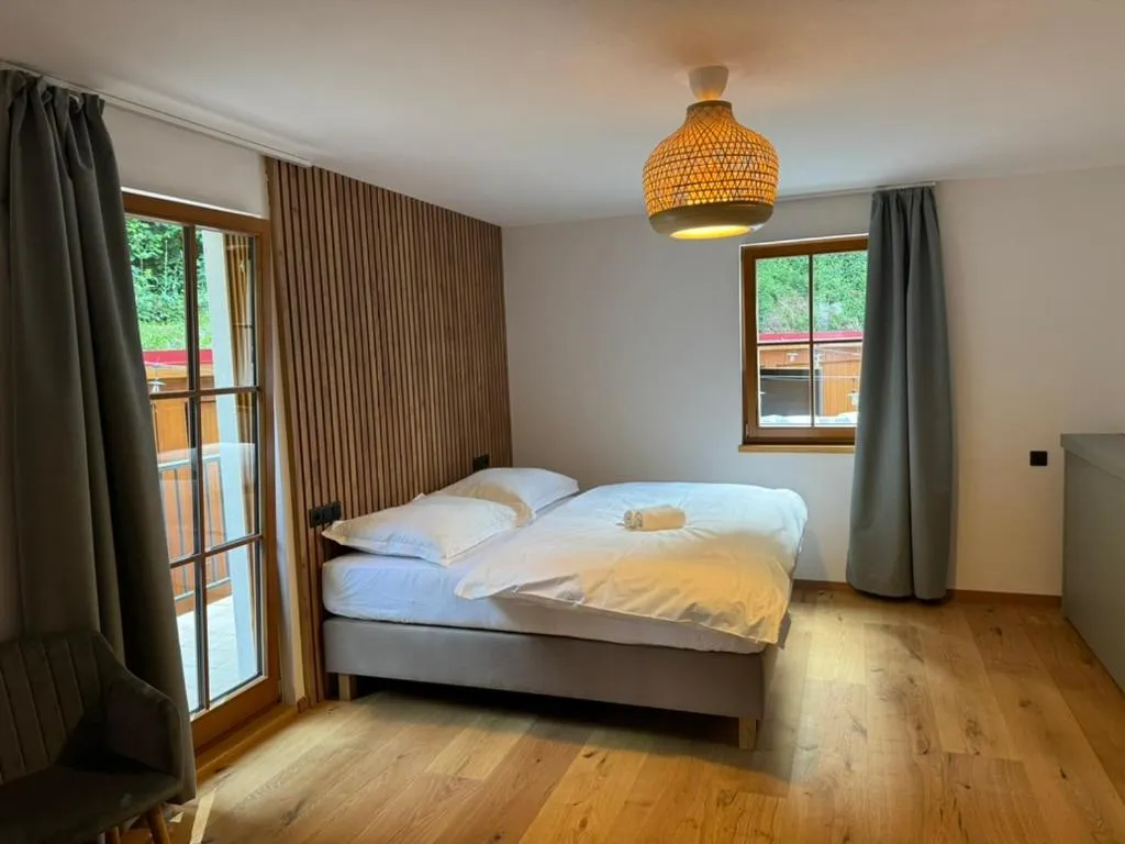 Bed in Hamr Divci Kamen