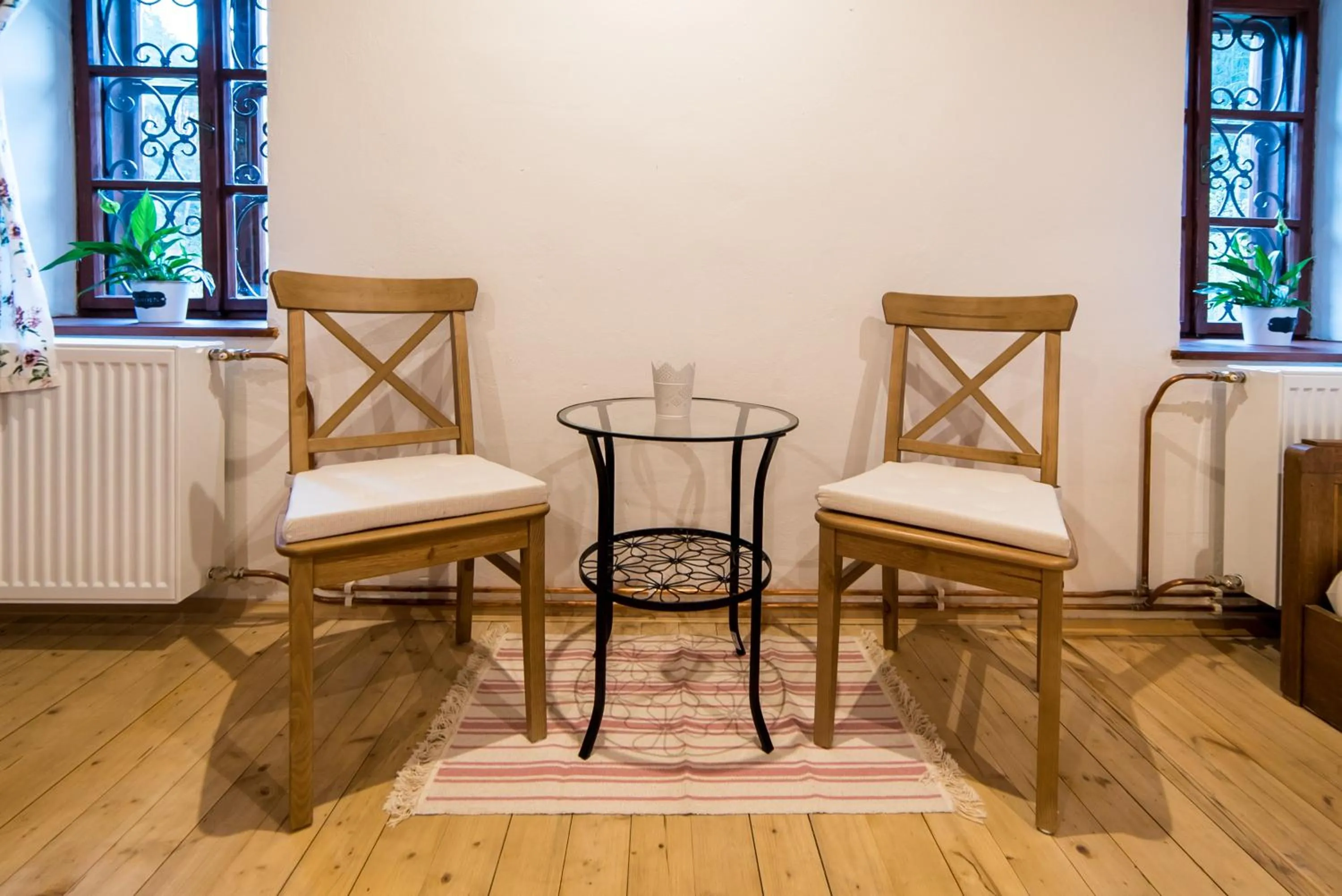 Seating area in Hamr Divci Kamen