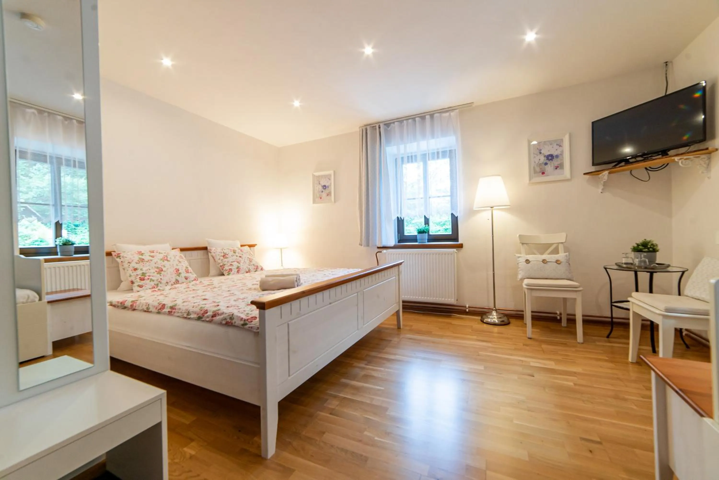 Bed in Hamr Divci Kamen