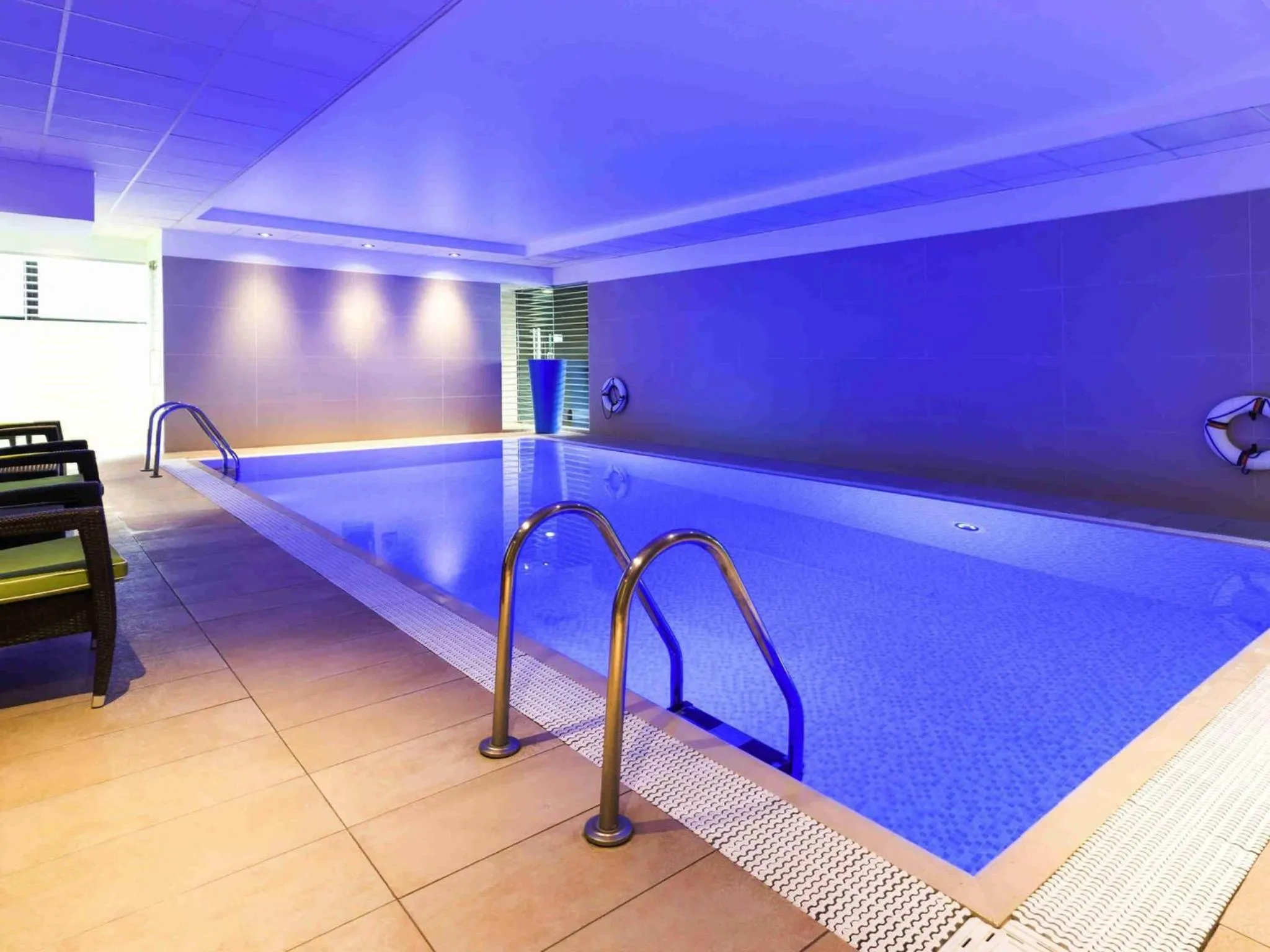 Pool view in Novotel London Paddington