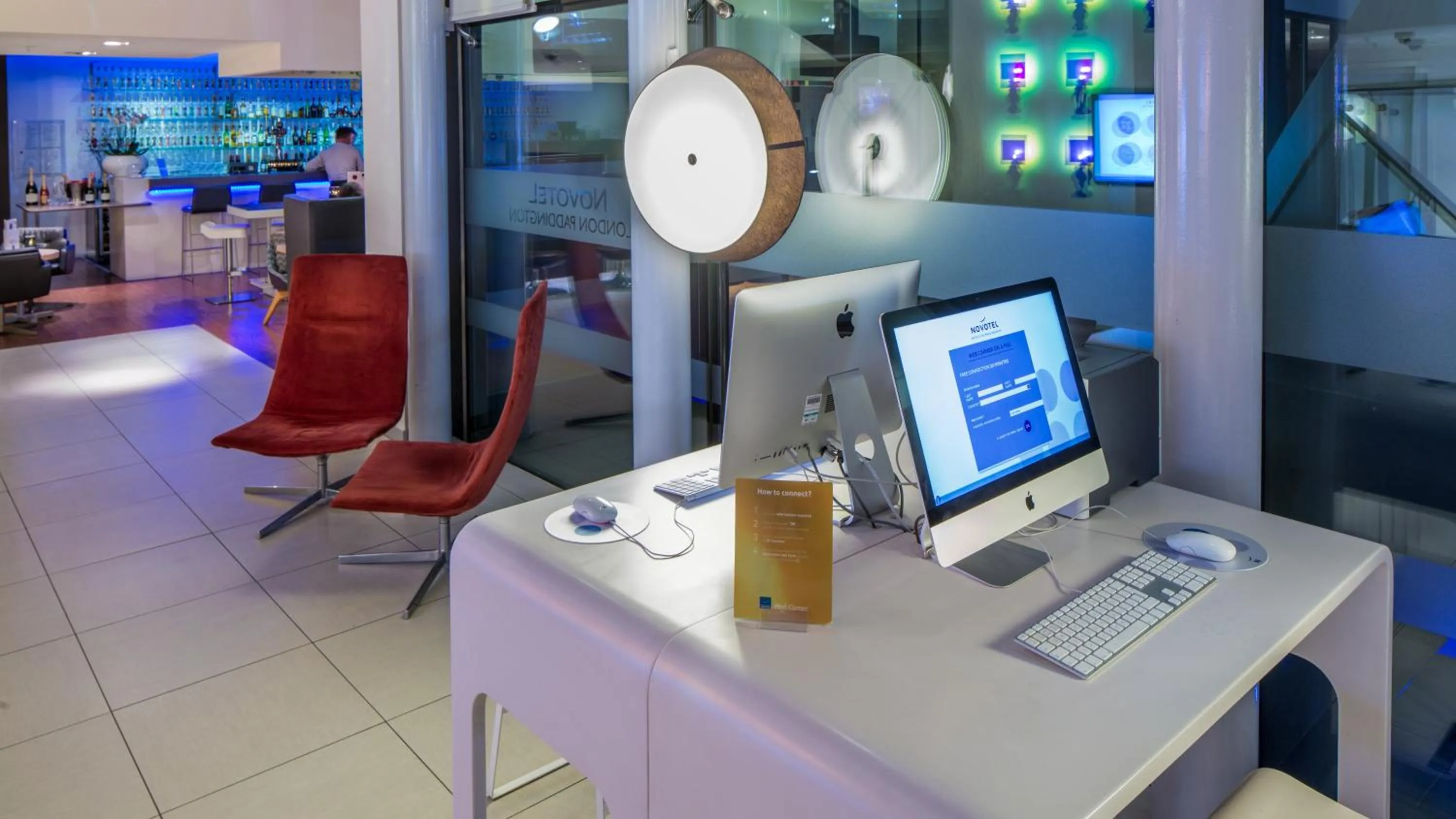 Lobby or reception in Novotel London Paddington