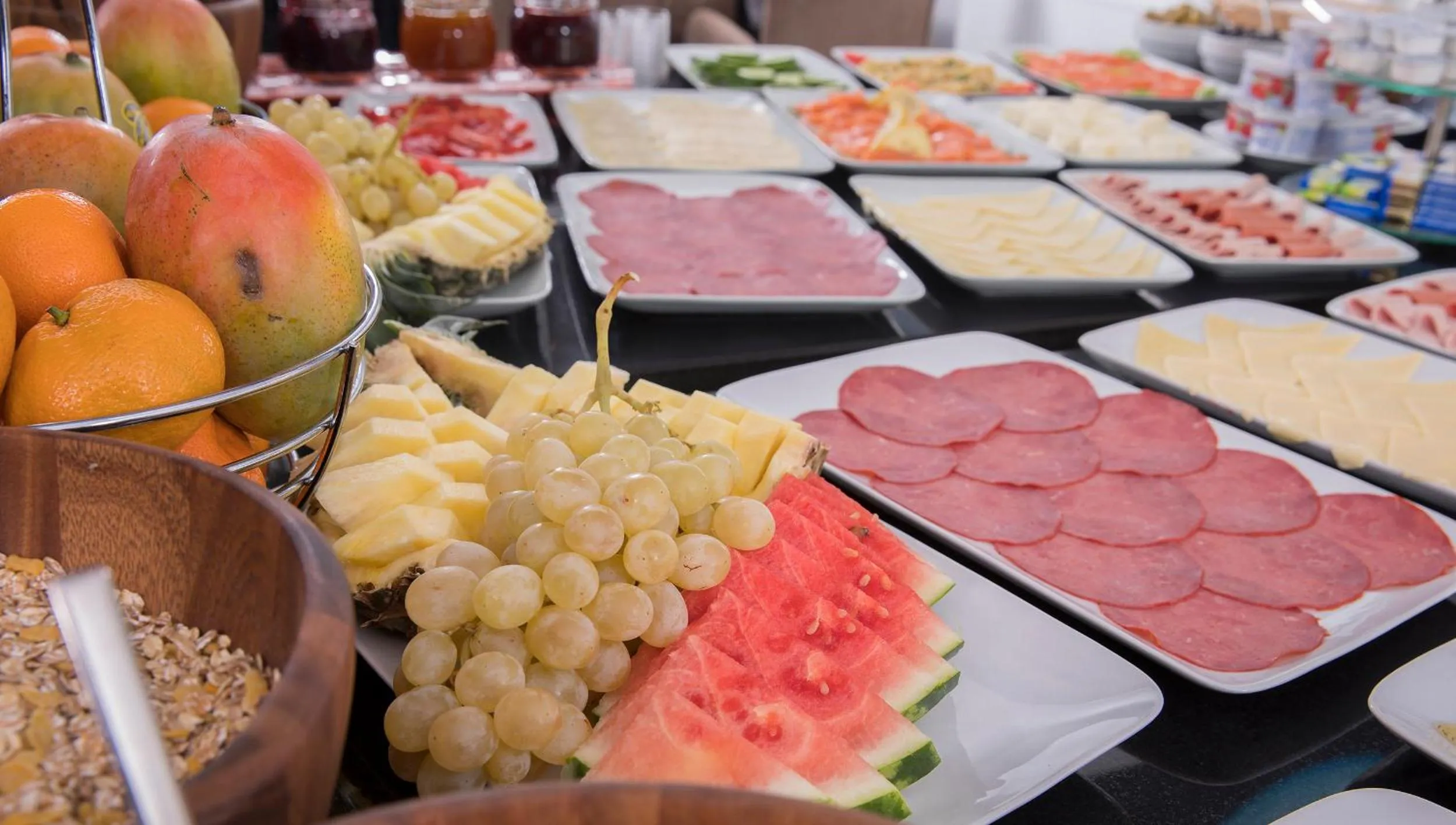 Buffet breakfast in Hotel Hausen Obertshausen Frankfurt