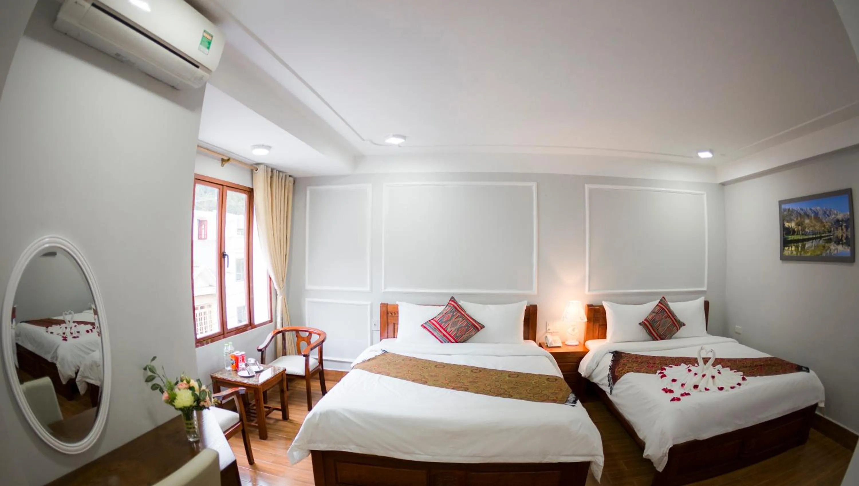 Bed in Sapa Land Hotel